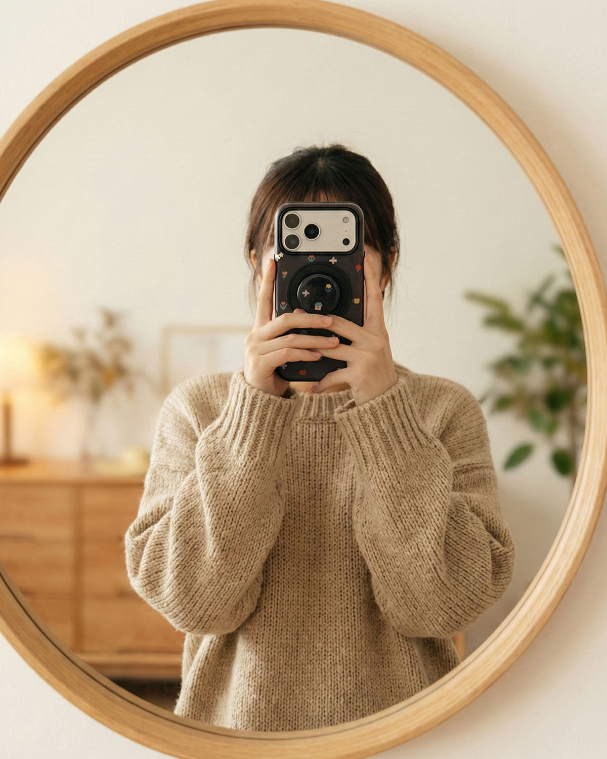 MIDNIGHT STORY GARDEN PHONE CASE
