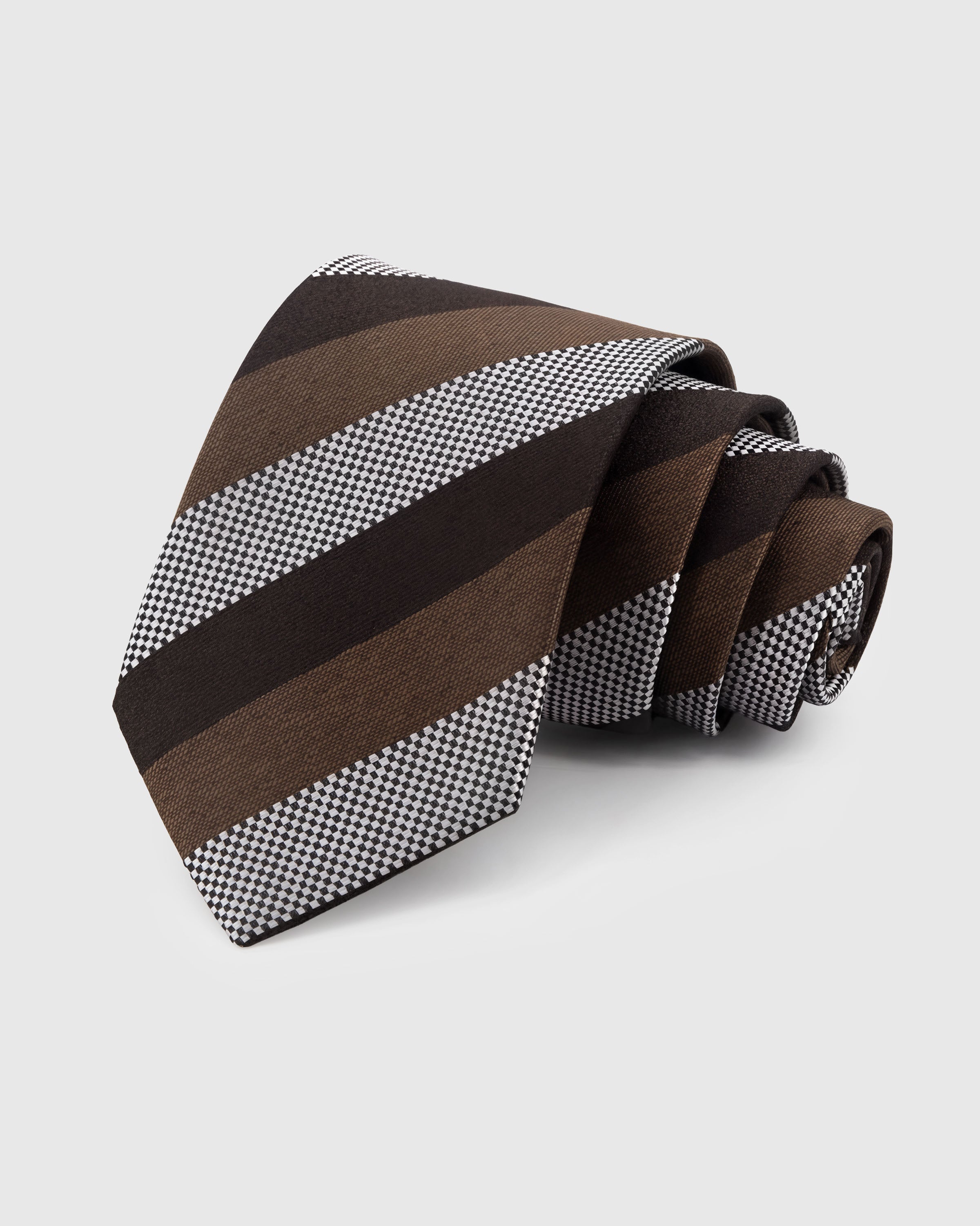 TIE NA COGNAC CLUB