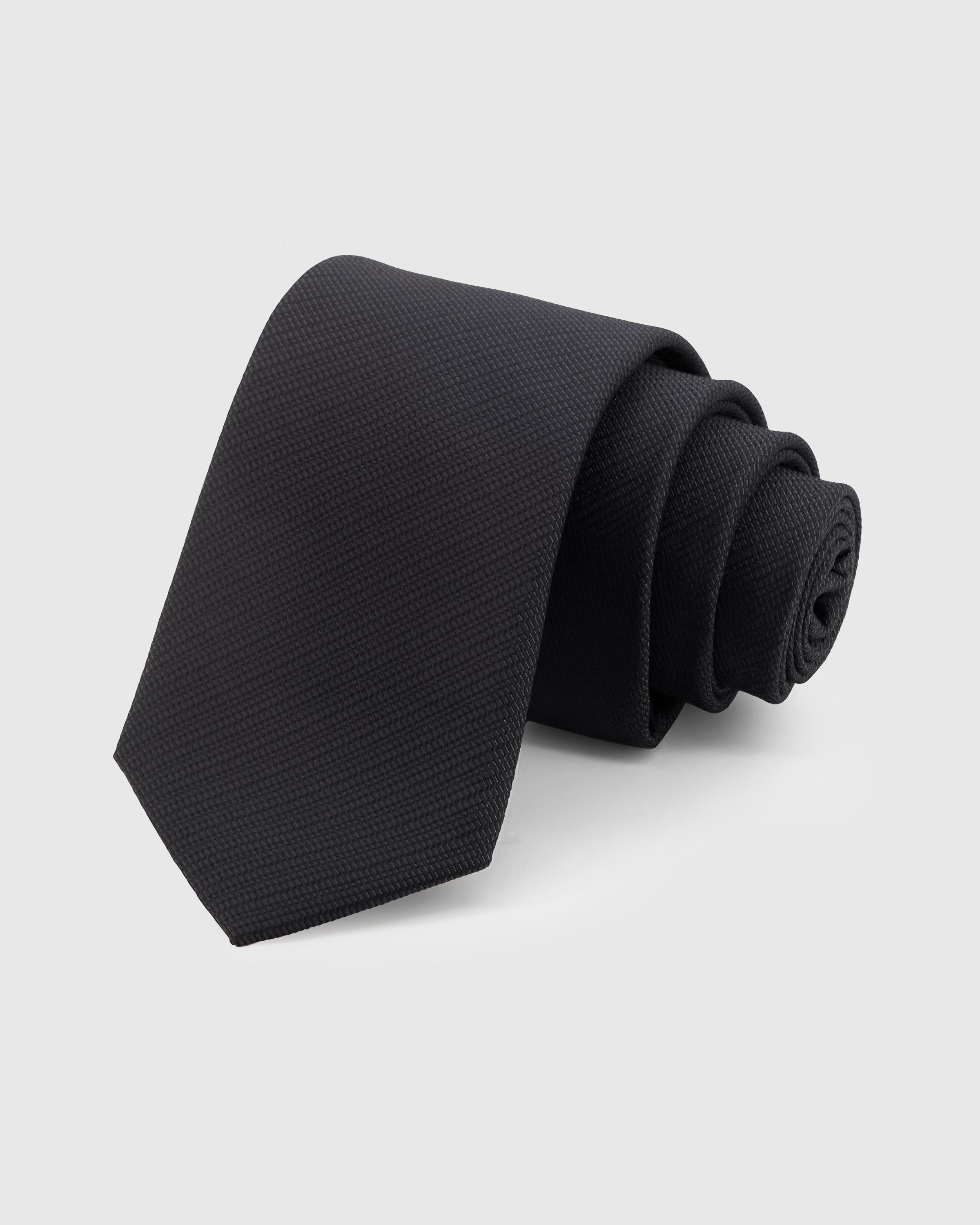 OBSIDIAN SOLID TIE