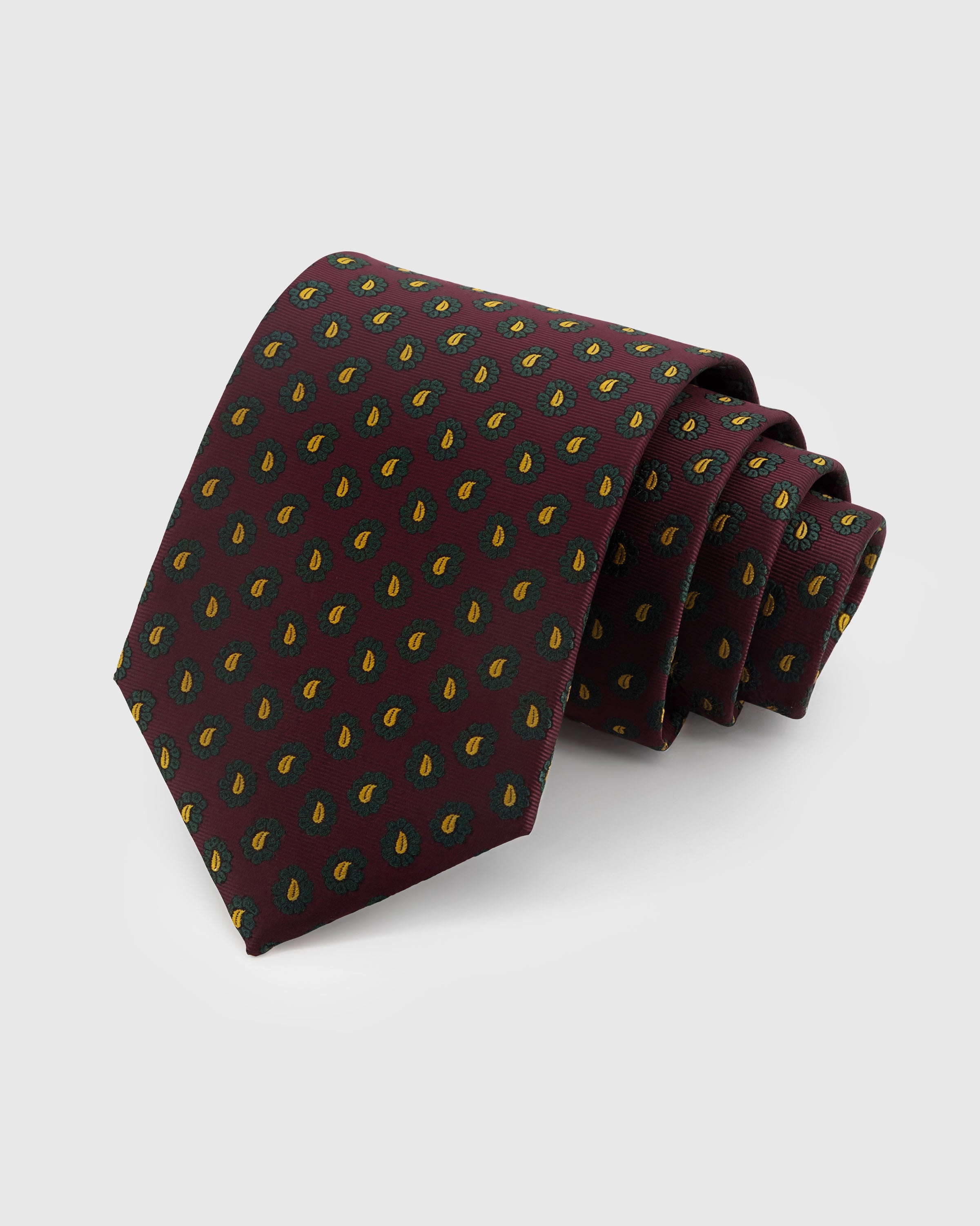 OXBLOOD PAISLEY TIE