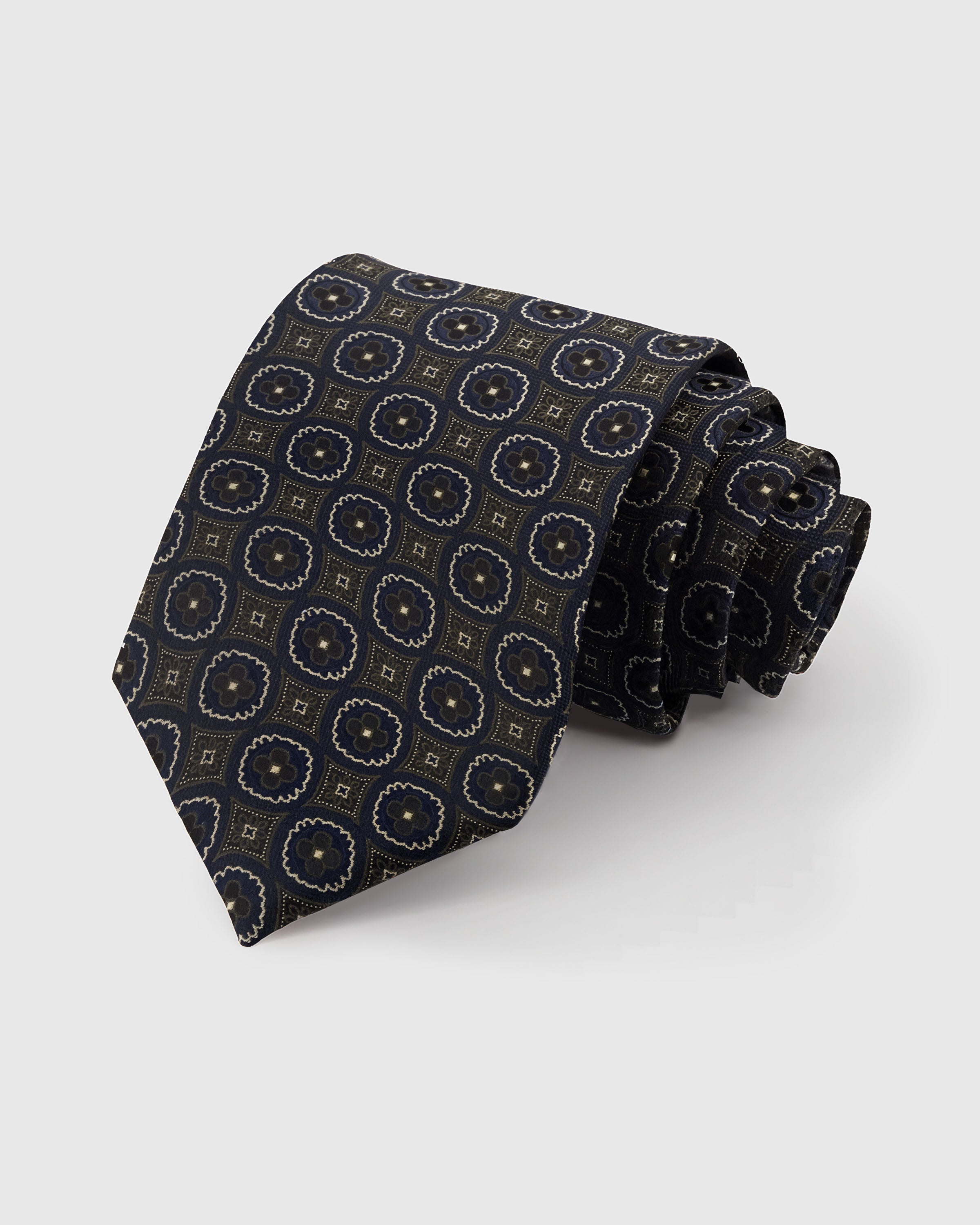 BORDEAUX SHANTUNG TIE