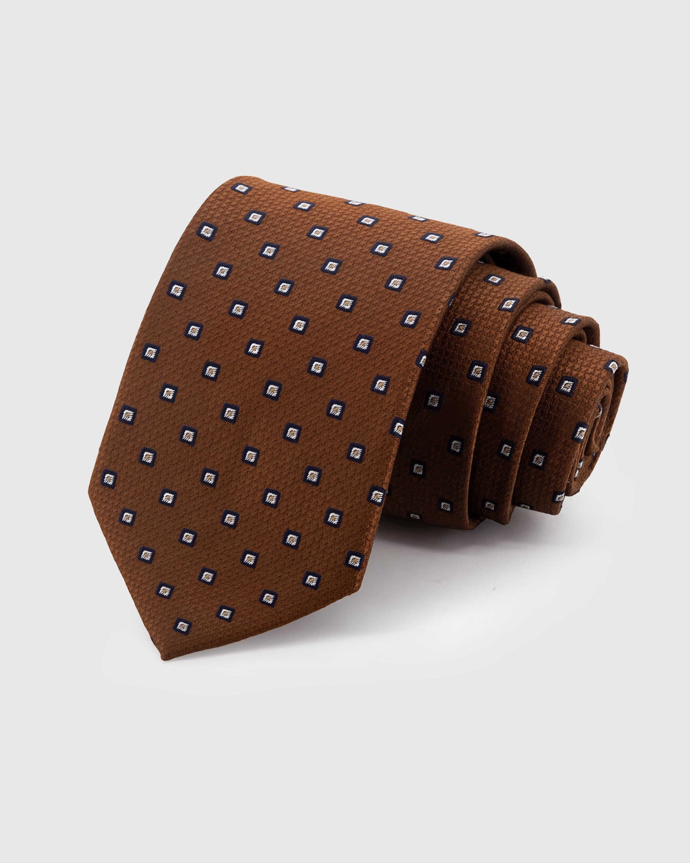 COGNAC SQUARE DOT TIE