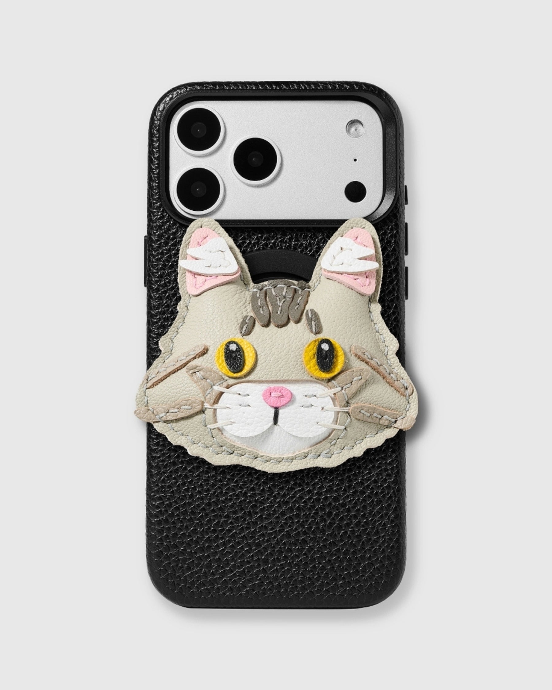 MAINE COON CAT CHARM CASE