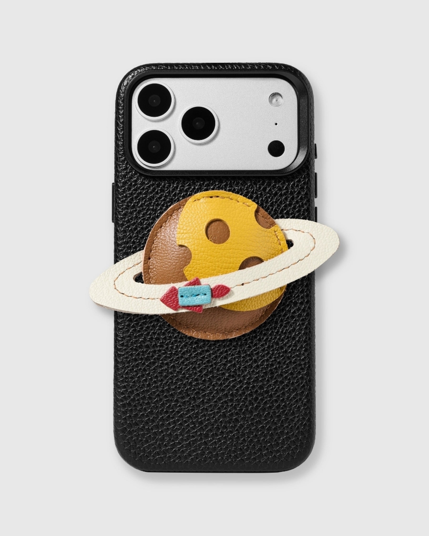 SATURN CHARM CASE