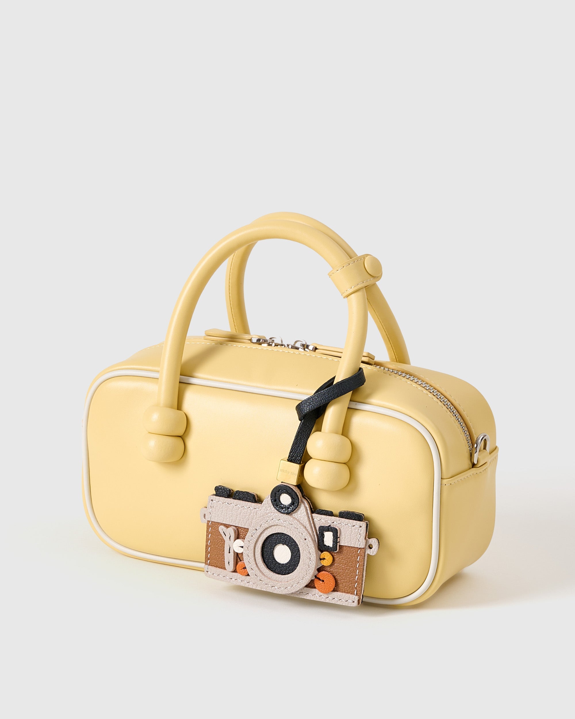 CAMERA CHARM