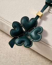 LUCKY CLOVER CHARM