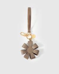STICKYZOO Daisy Bag Charm in warm taupe French Alran goatskin. Hand-cut, hand-stitched. Designed in Amsterdam.