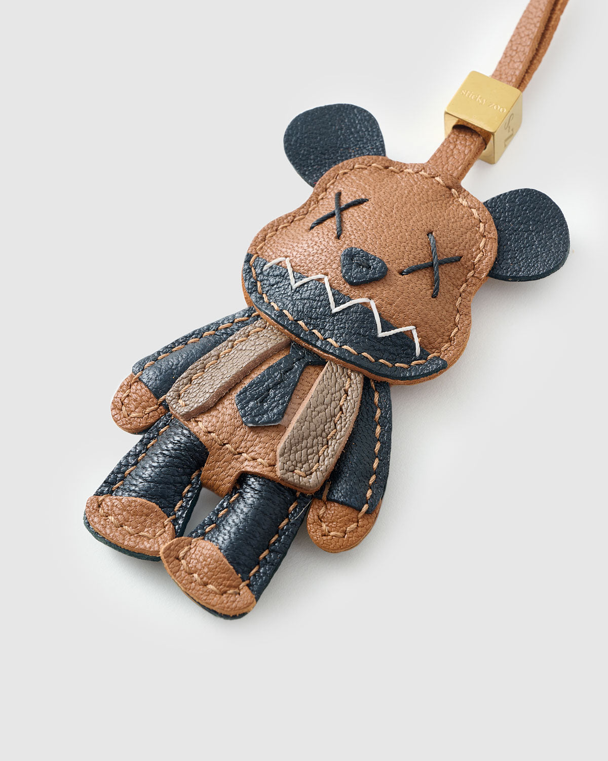 VIOLENT BEAR CHARM charm on a bag — real French Alran leather, 3 days by hand.