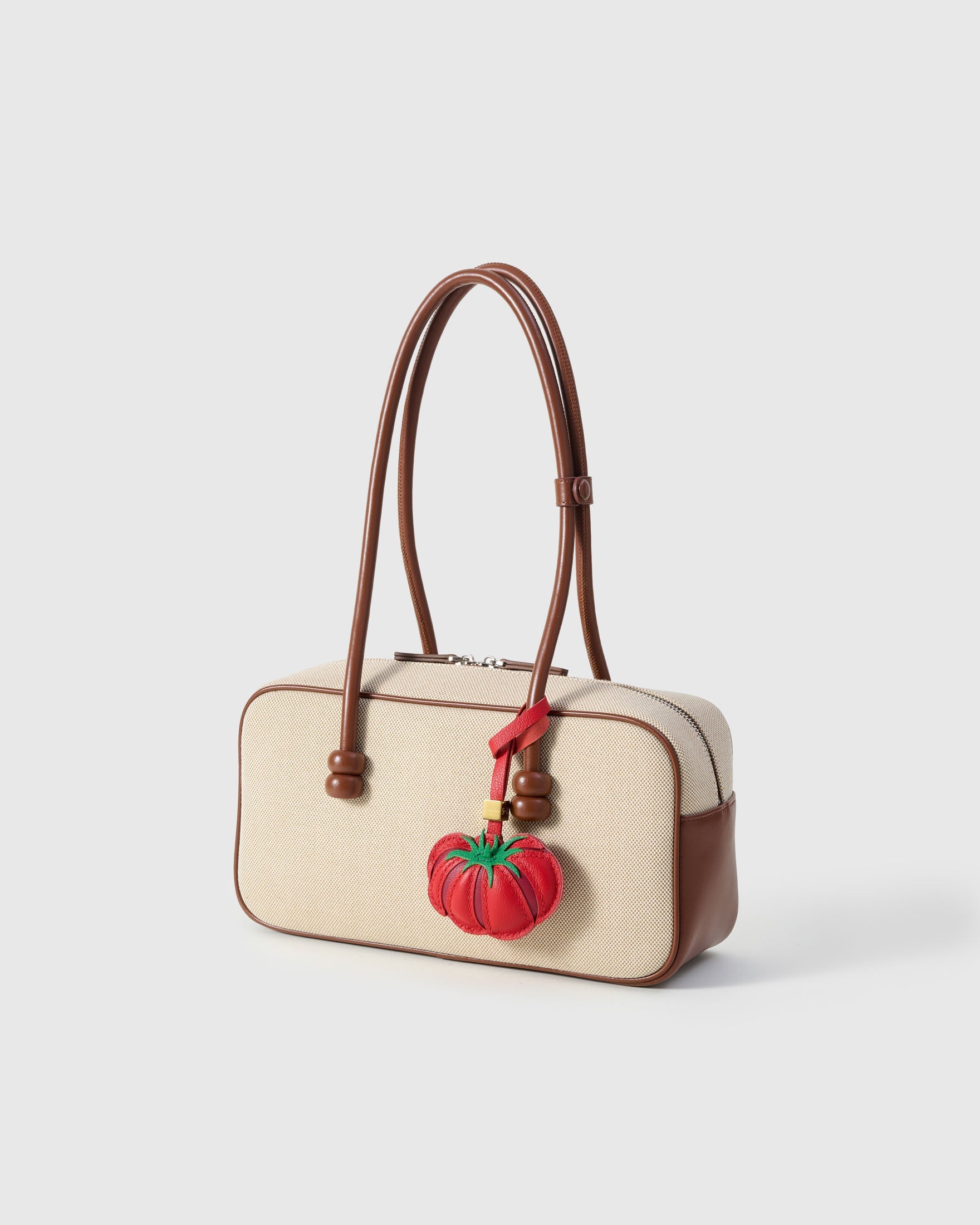 DELUX TOMATO CHARM