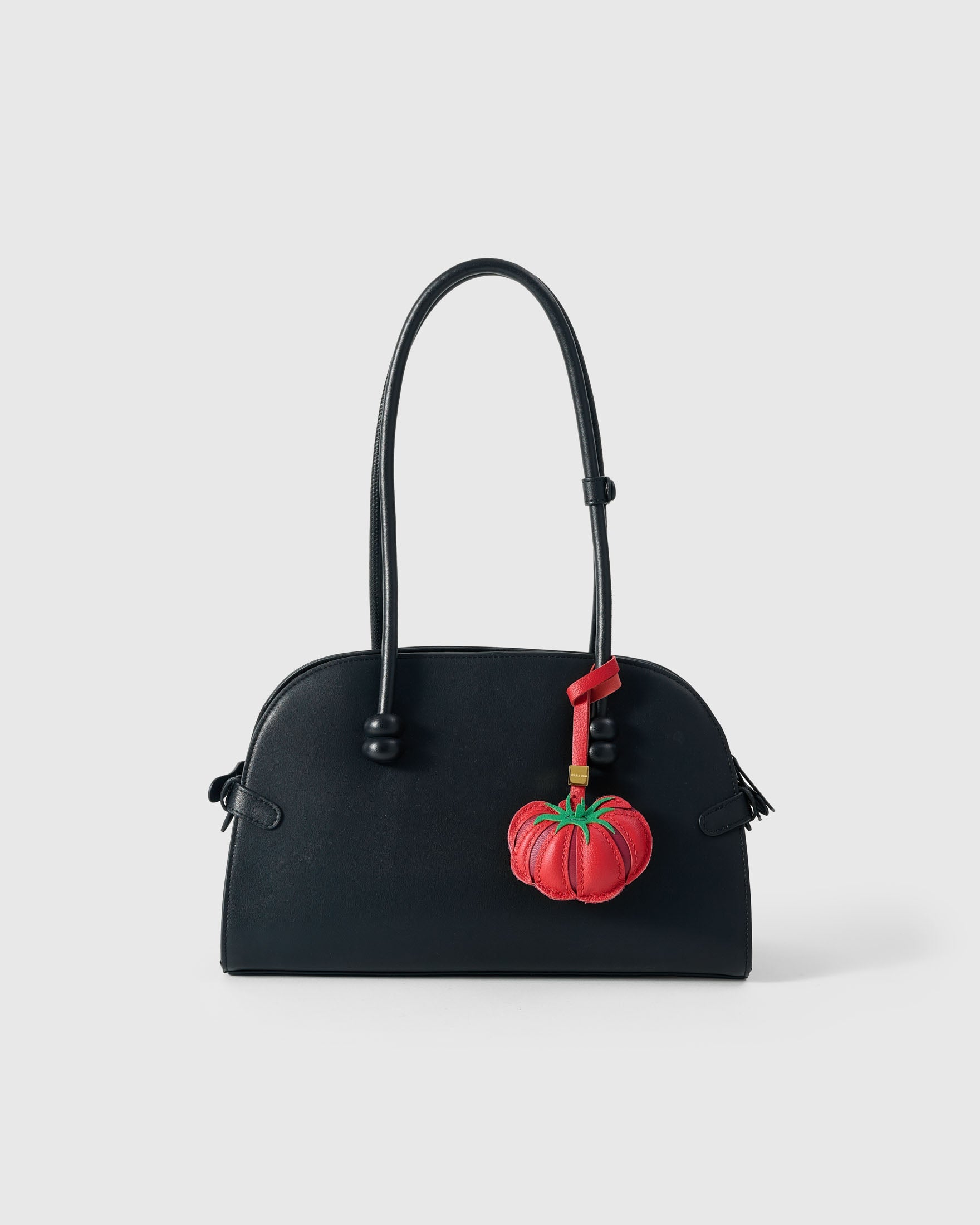 DELUX TOMATO CHARM