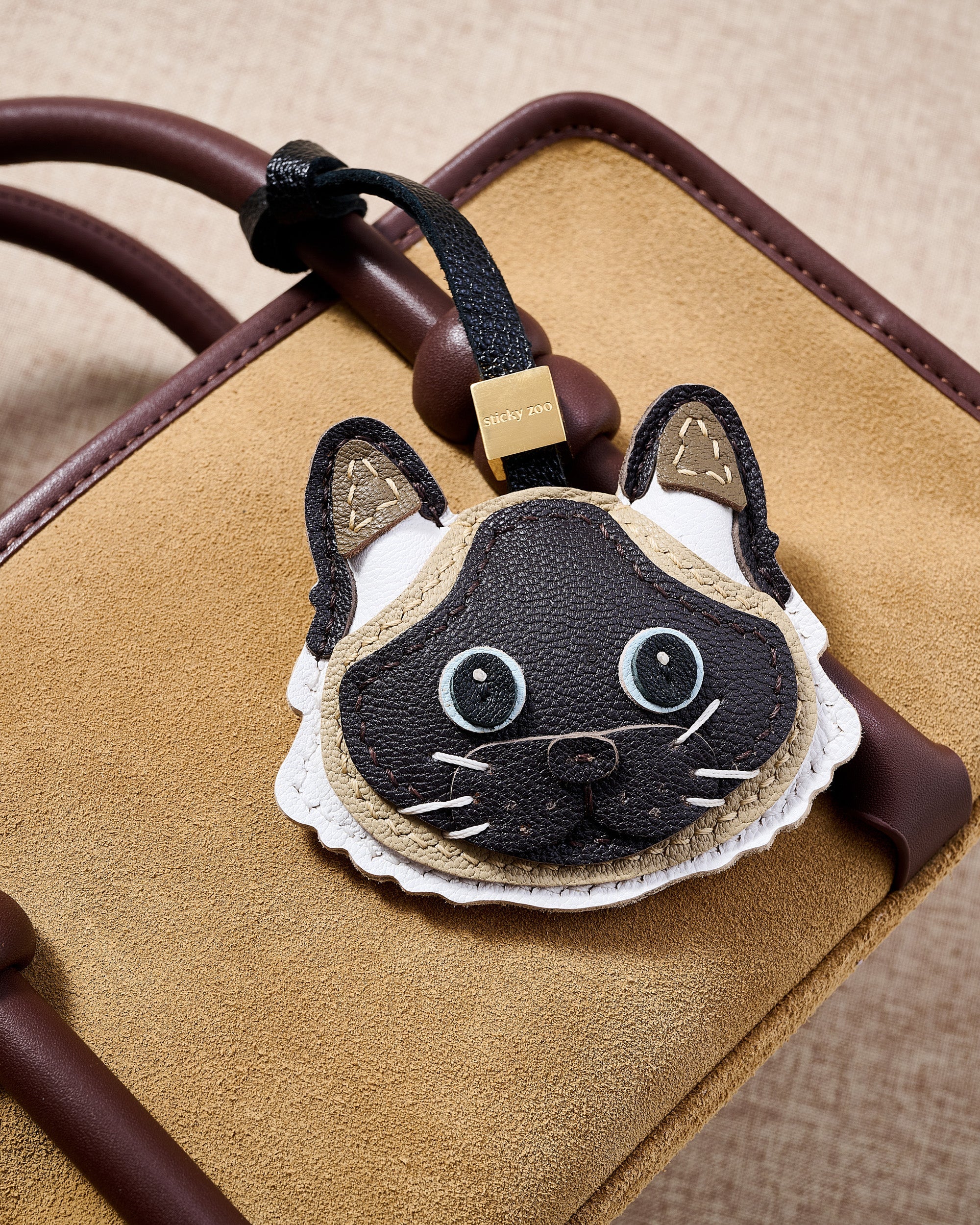 SIAMESE CAT CHARM