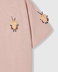 HONEY BEE SCATTER T-SHIRT — PINK
