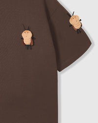 HONEY BEE SCATTER T-SHIRT — BROWN
