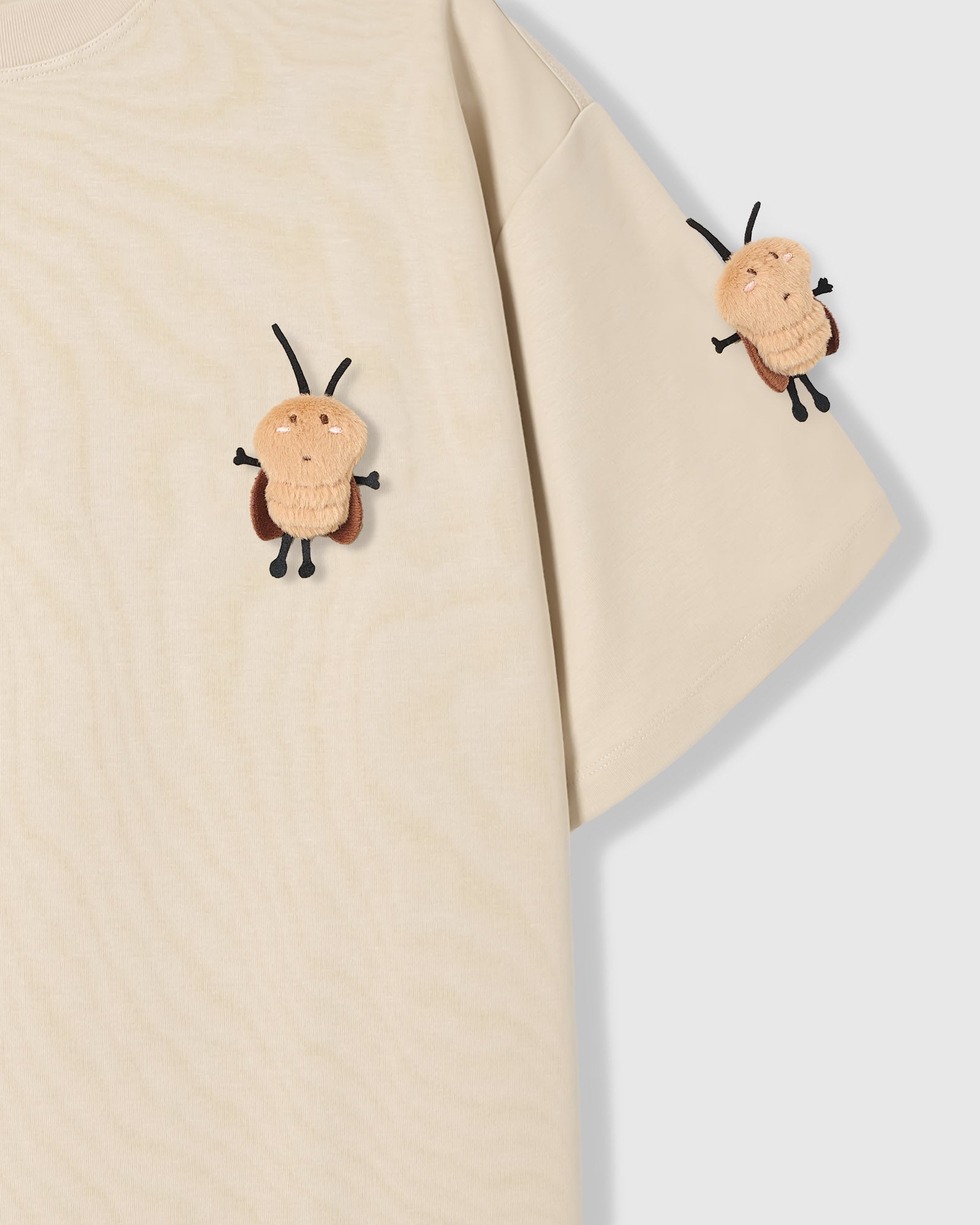 HONEY BEE SCATTER T-SHIRT — CREAM
