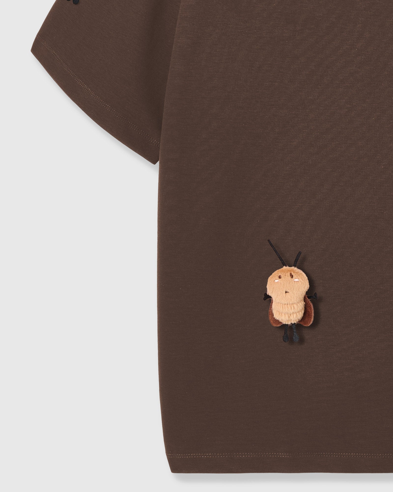 HONEY BEE SCATTER T-SHIRT — BROWN