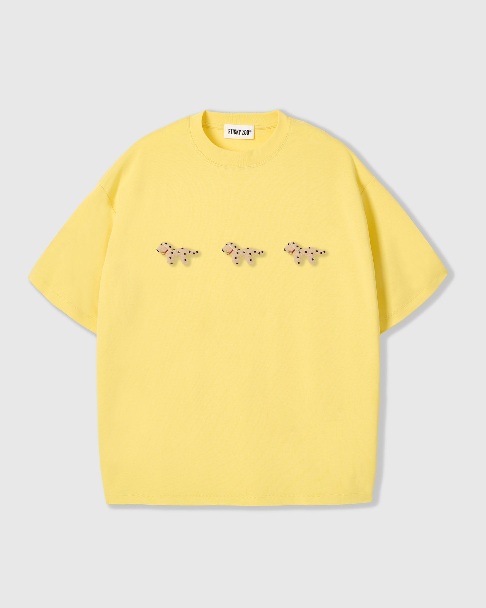 TRIO NG SPOTTY NA TUTA NA T-SHIRT — DILAW