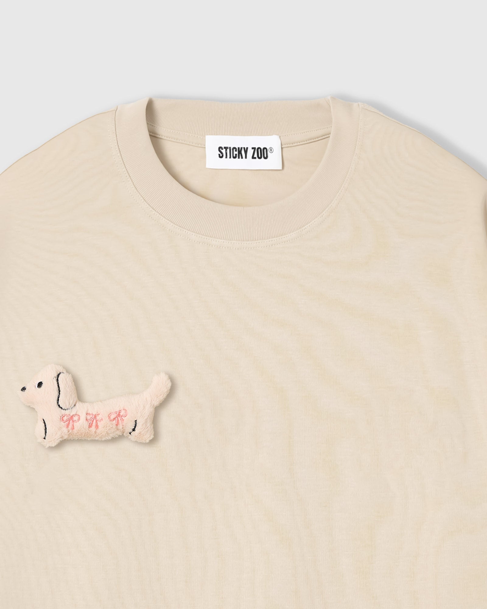 BOW PUPPY SCATTER T-SHIRT — CREAM