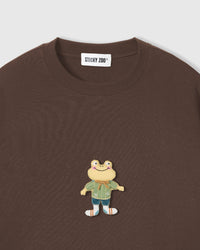 WELL-DRESSED FROG T-SHIRT — BROWN
