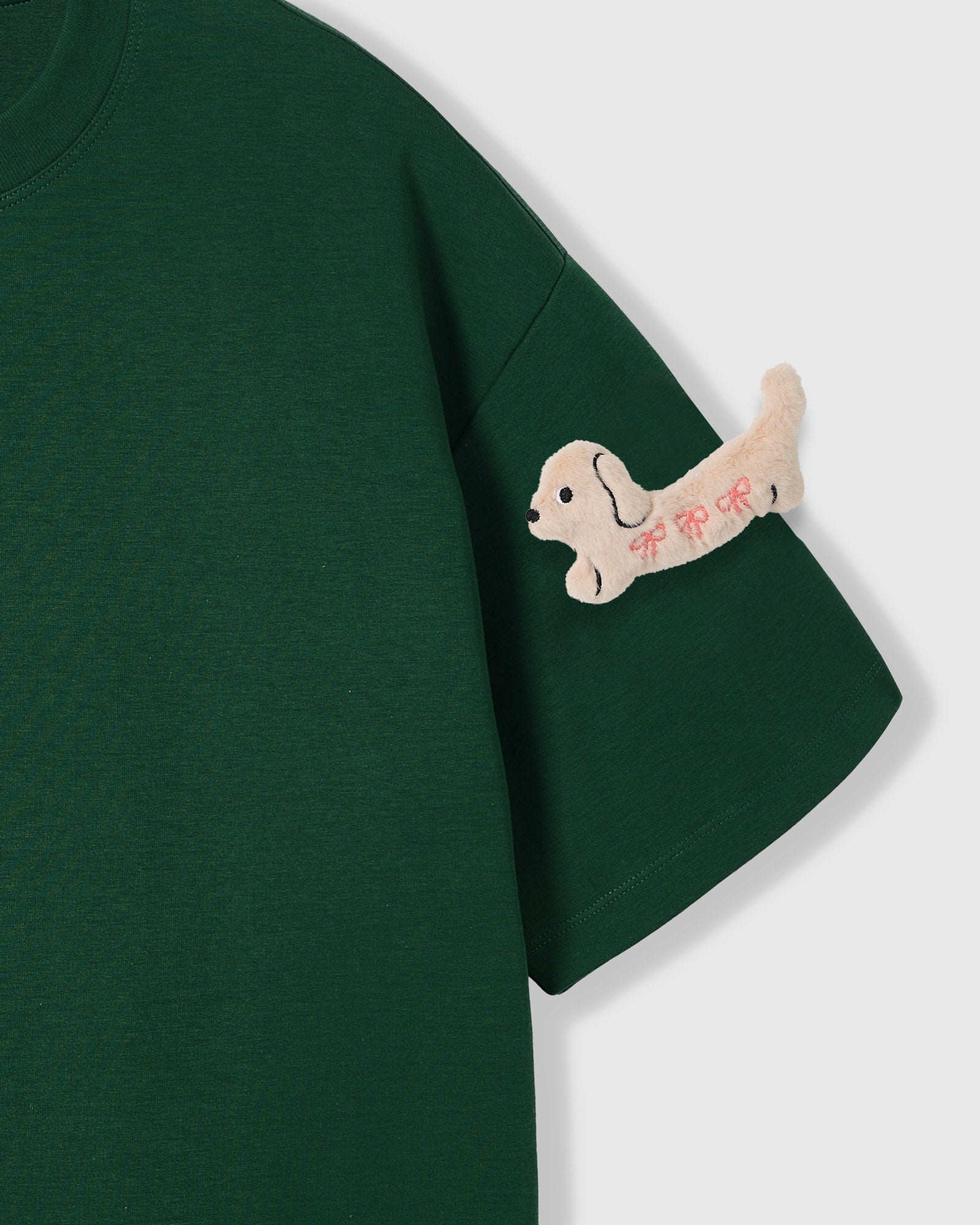 BOW PUPPY SCATTER T-SHIRT — GREEN