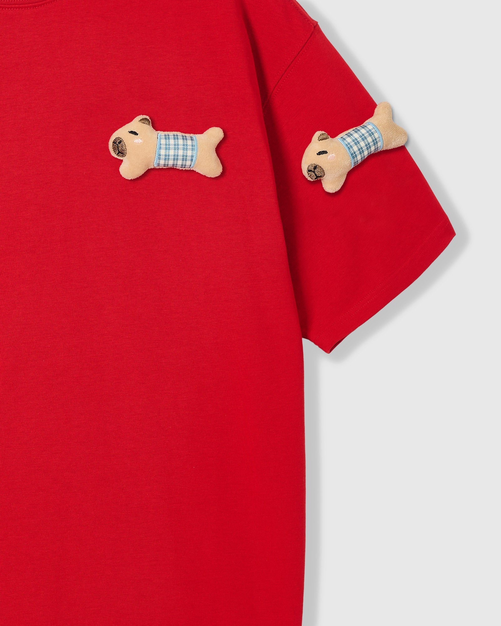 BLUE CHECK PUPPY SCATTER T-SHIRT — RED