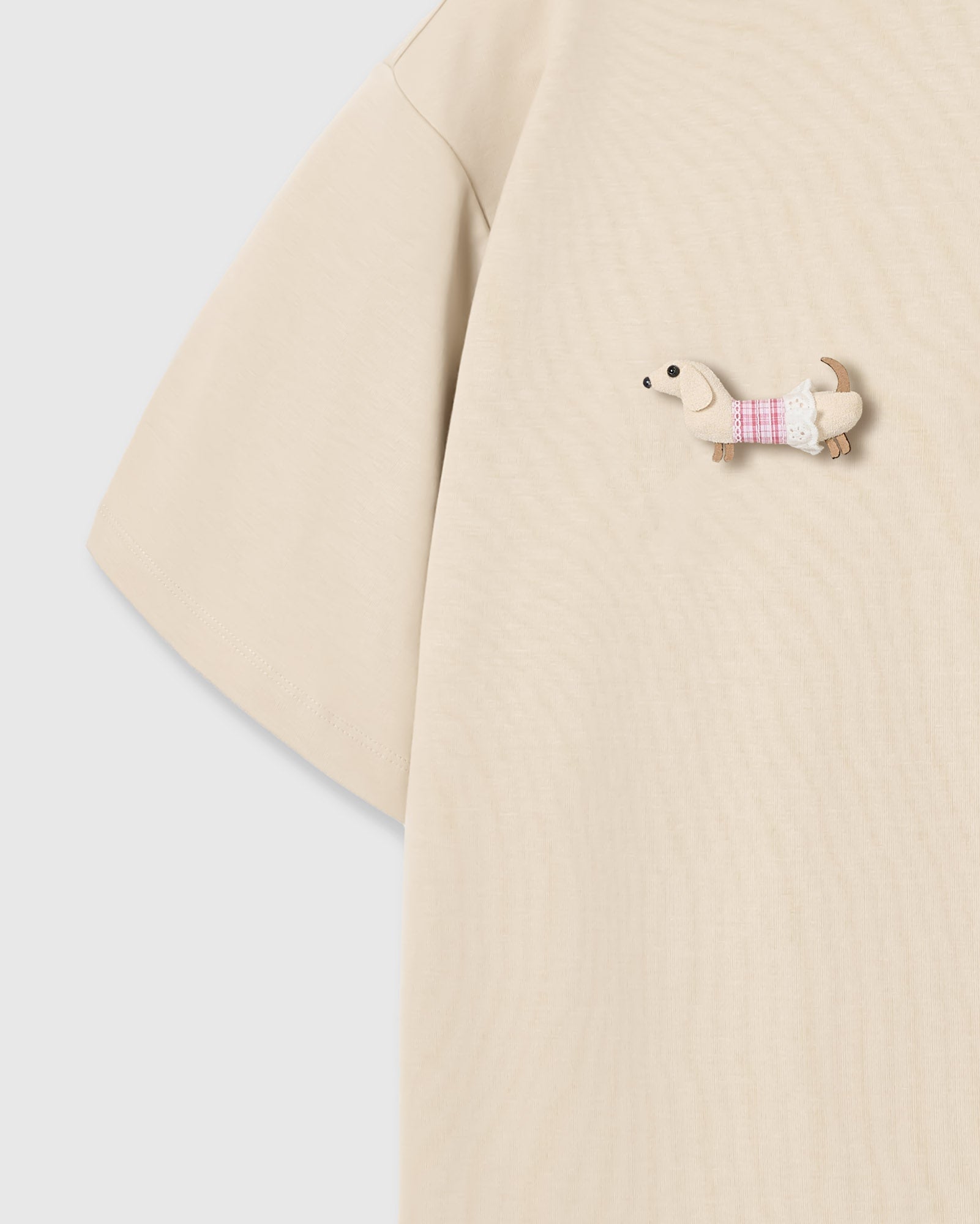 PLAID DACHSHUND TRIO T-SHIRT — CREAM