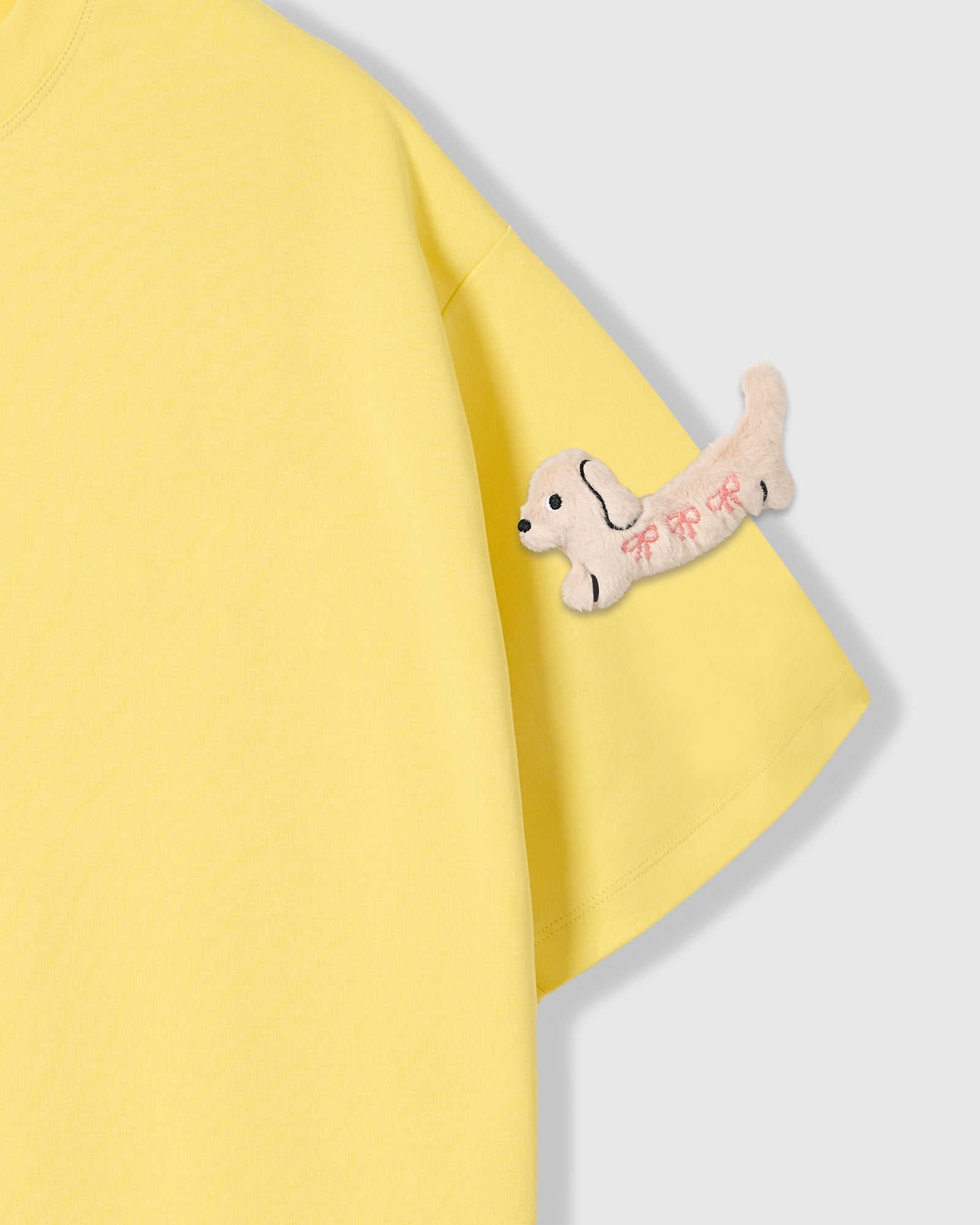 BOW PUPPY SCATTER T-SHIRT — YELLOW