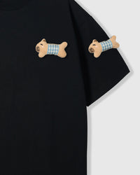 BLUE CHECK PUPPY SCATTER T-SHIRT — BLACK