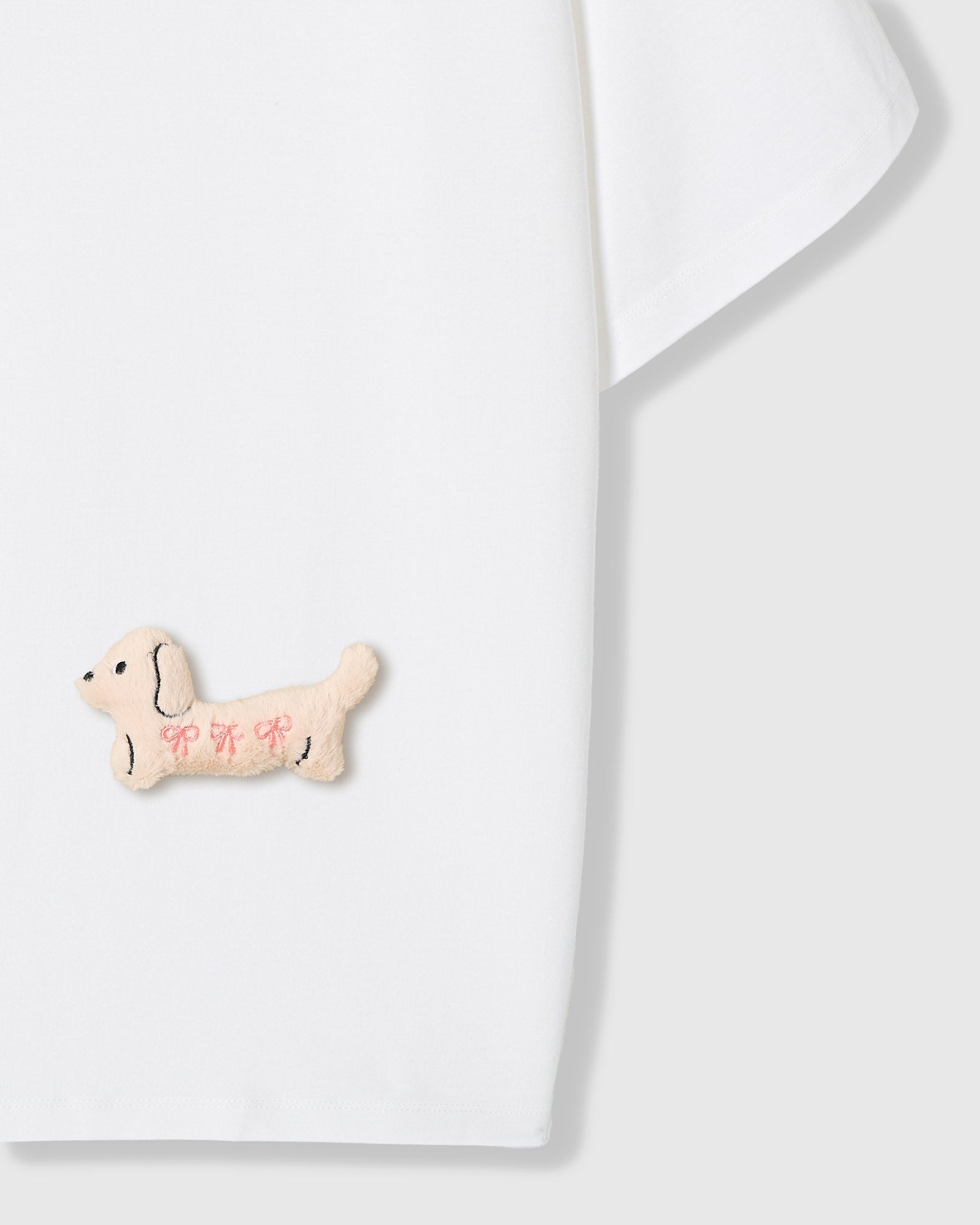 BOW PUPPY SCATTER T-SHIRT — WHITE