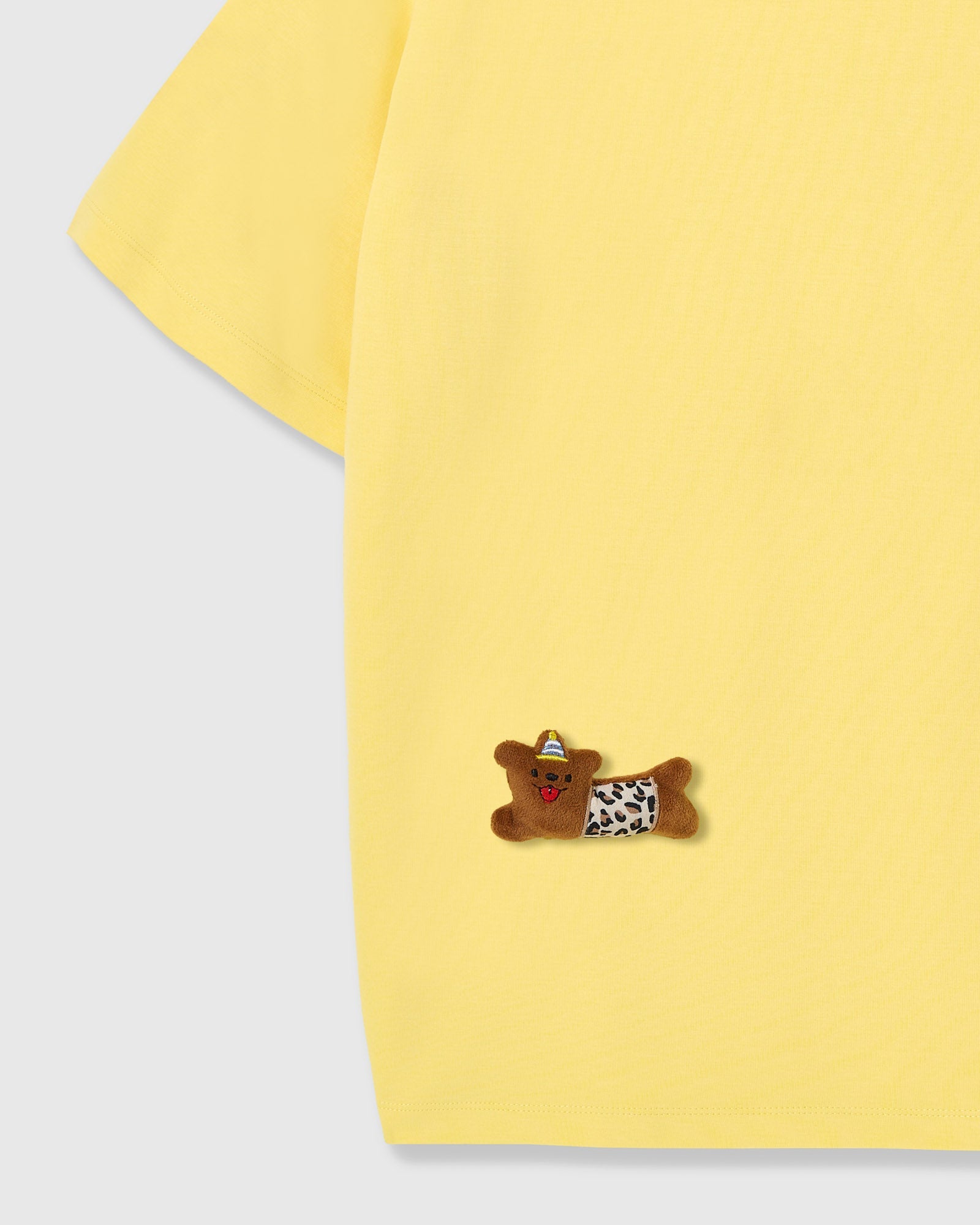 WILD TEDDY SCATTER T-SHIRT — YELLOW