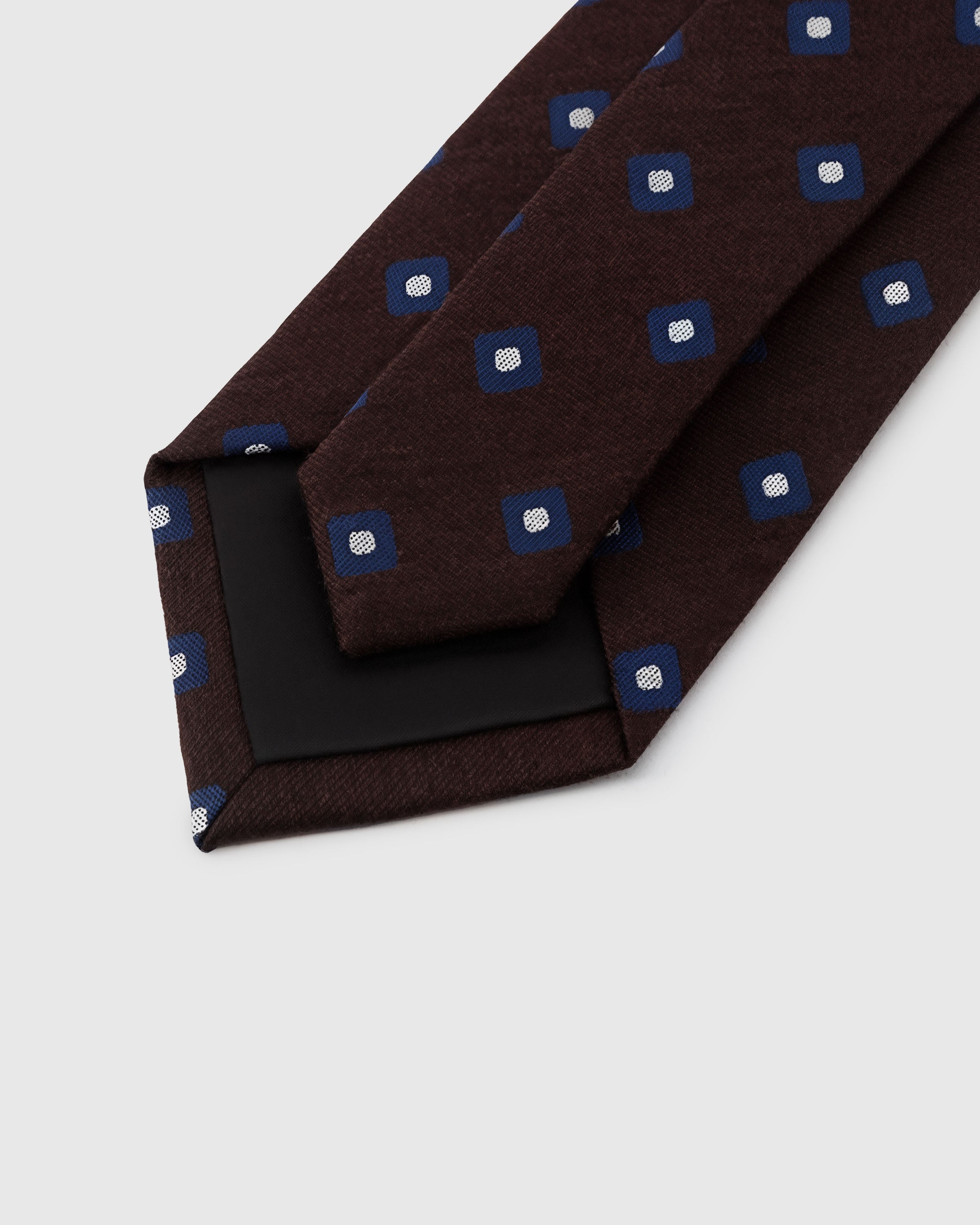 MOCHA SQUARE TIE