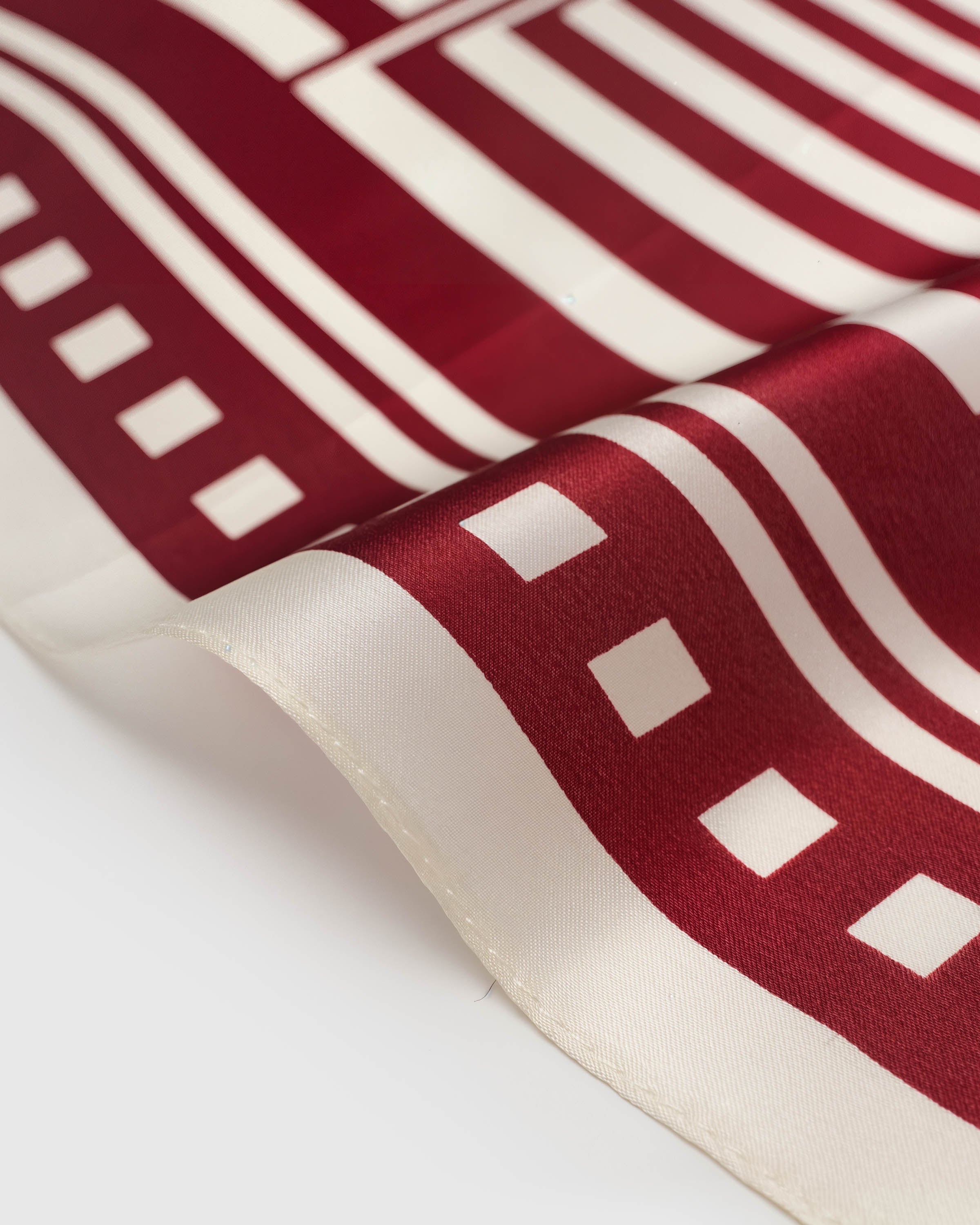 CRIMSON OP-ART SILK SCARF