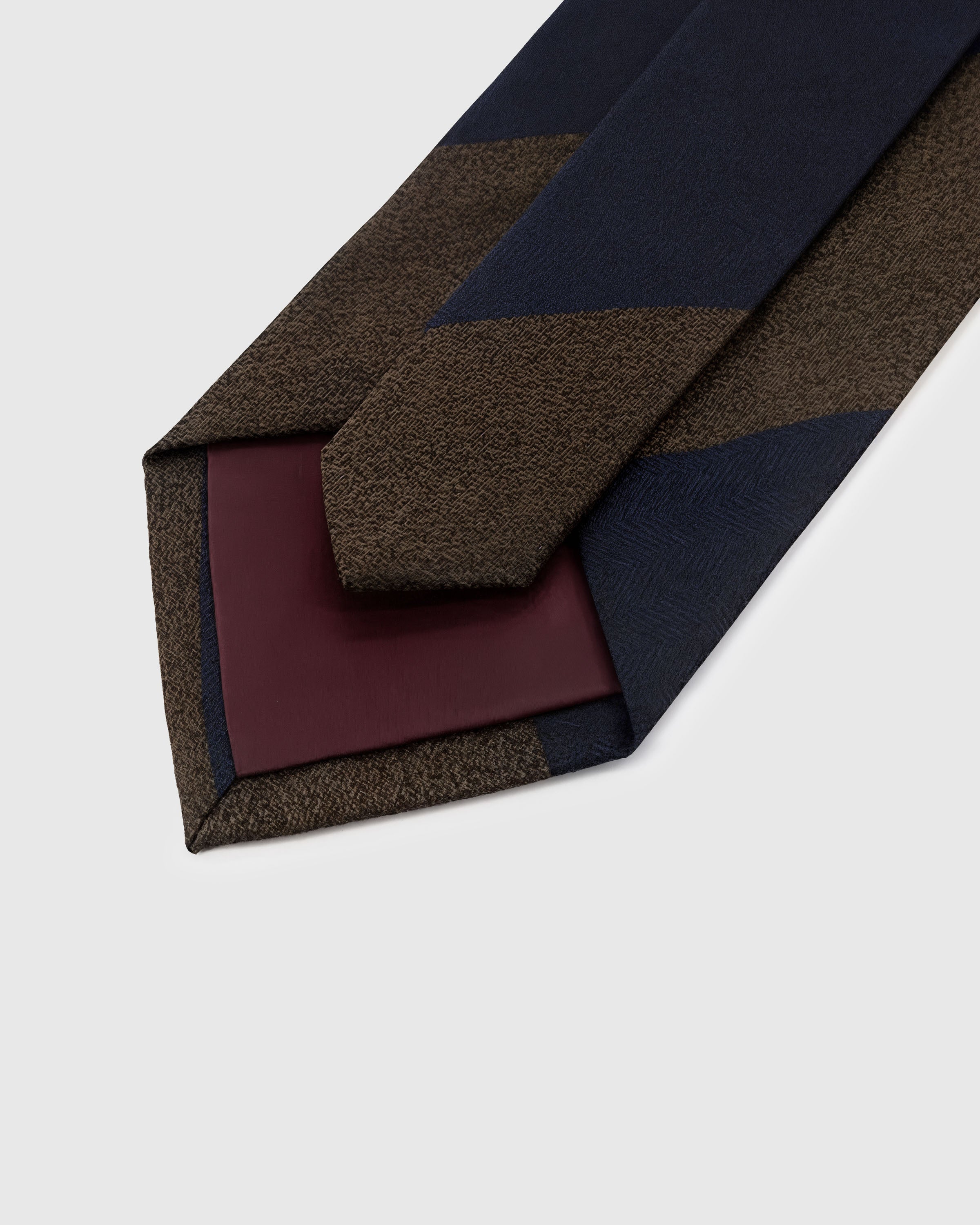 MIDNIGHT BLOCK TIE