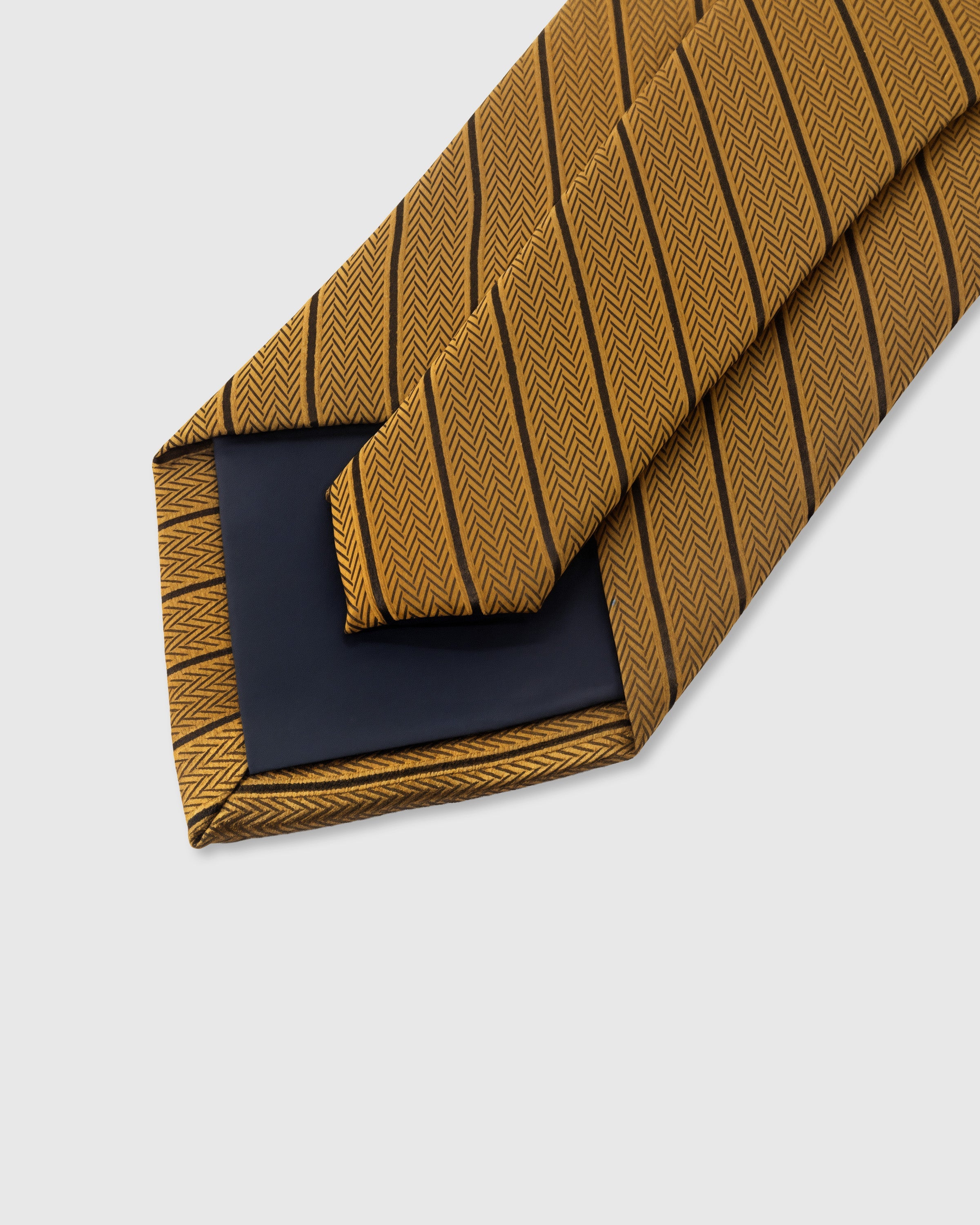 AMBER HERRINGBONE TIE
