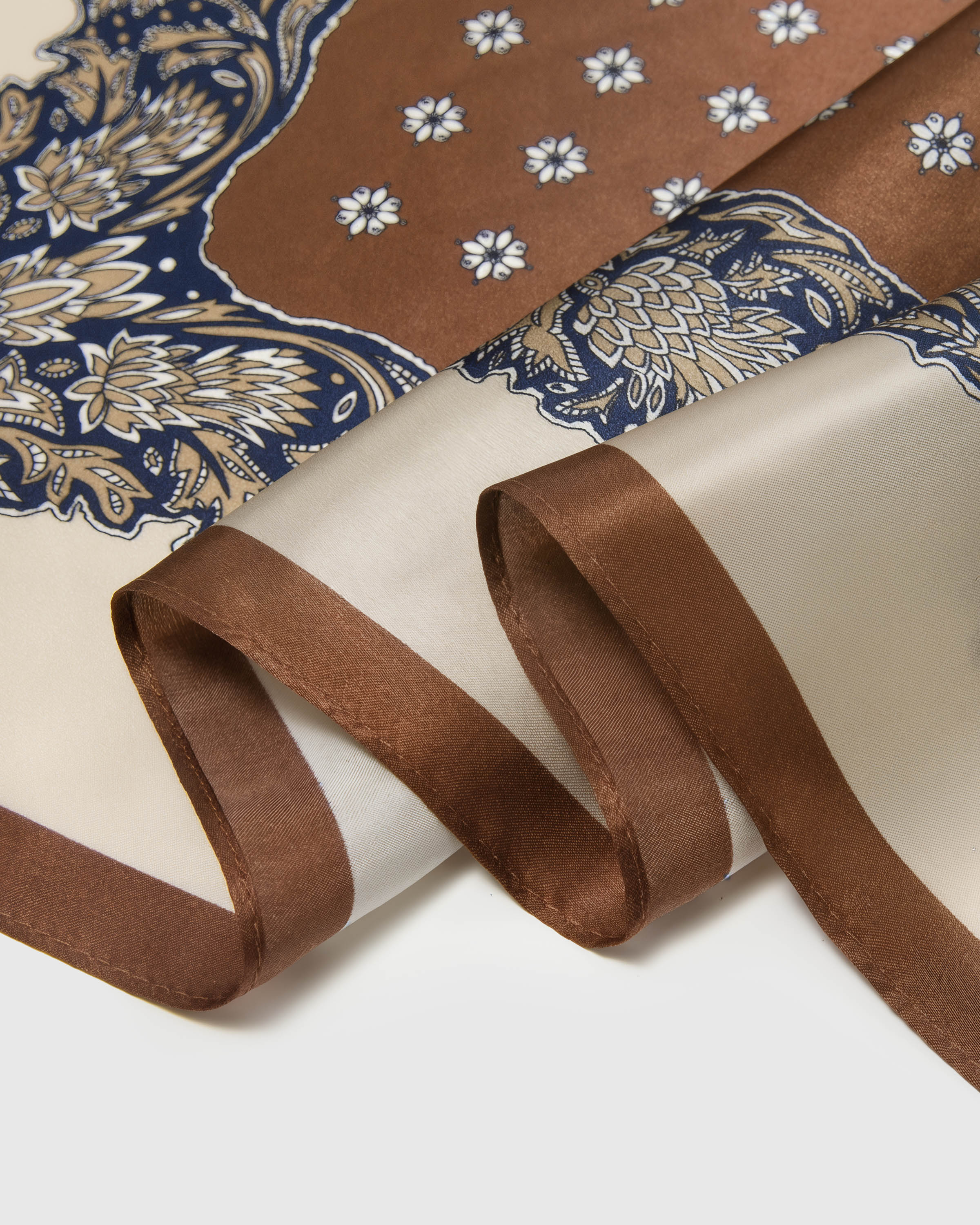 CHESTNUT BAROQUE SILK SCARF