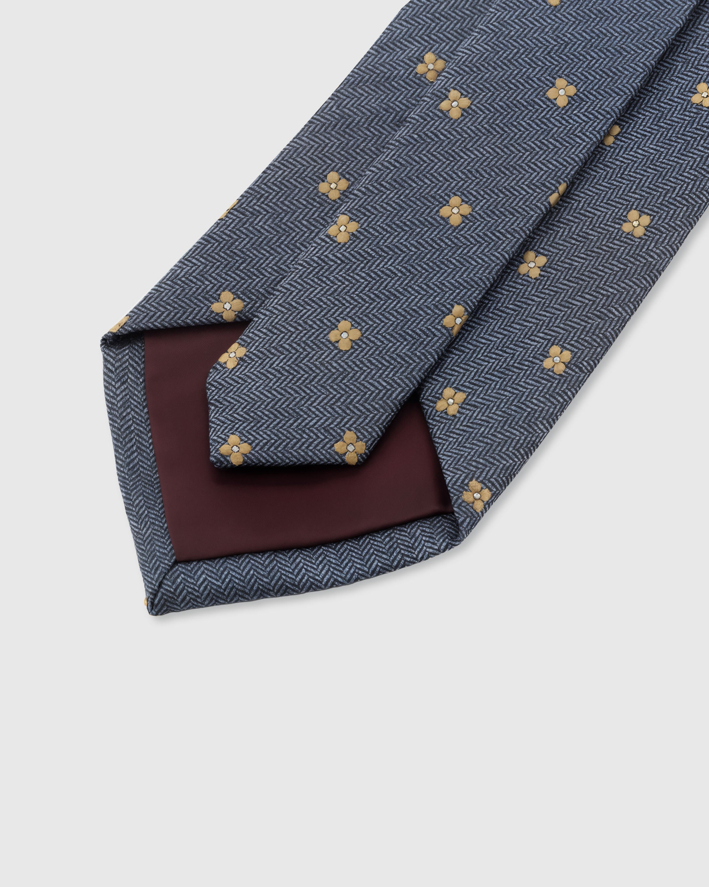 SLATE CLOVER DOT TIE