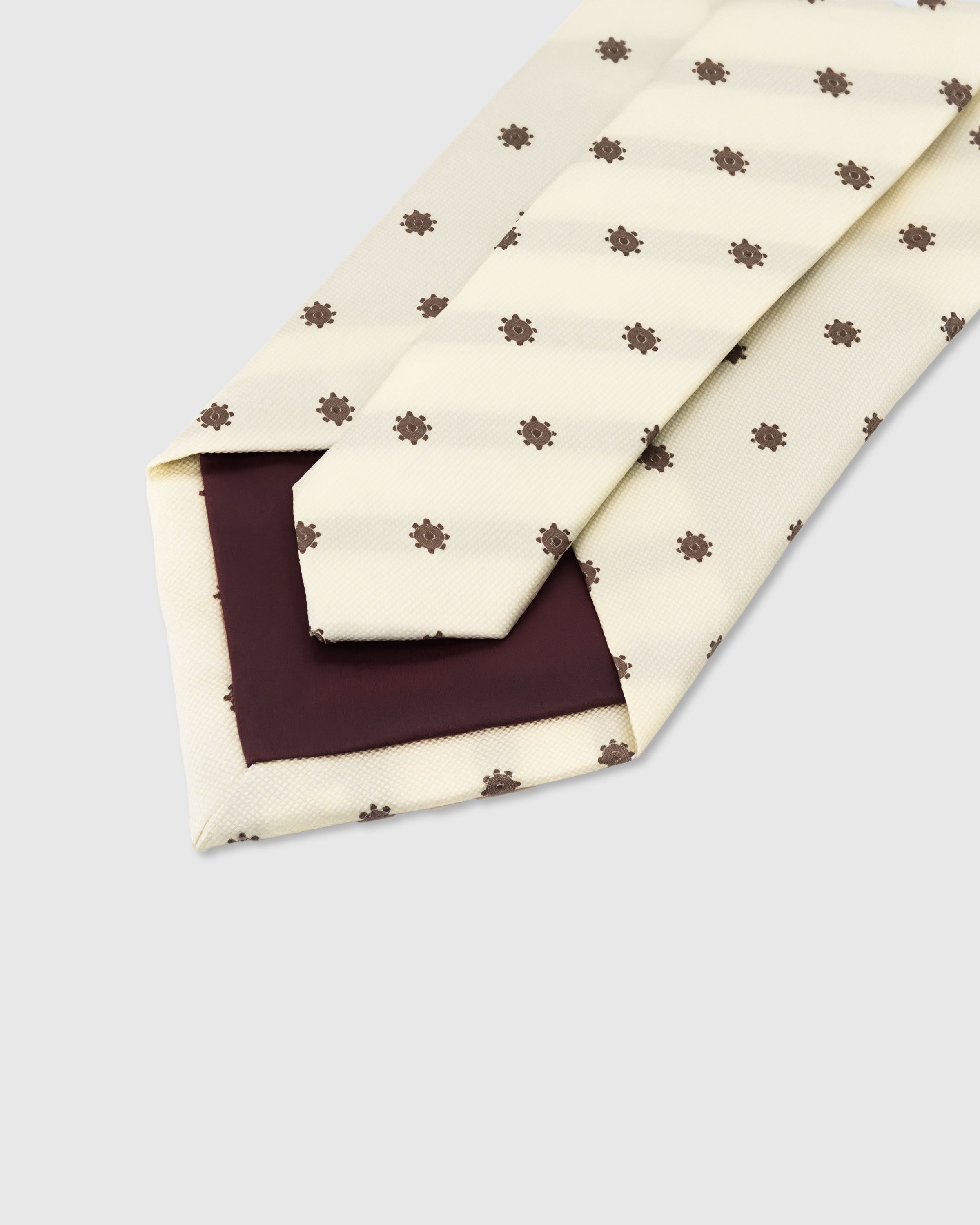 IVORY FLORET TIE