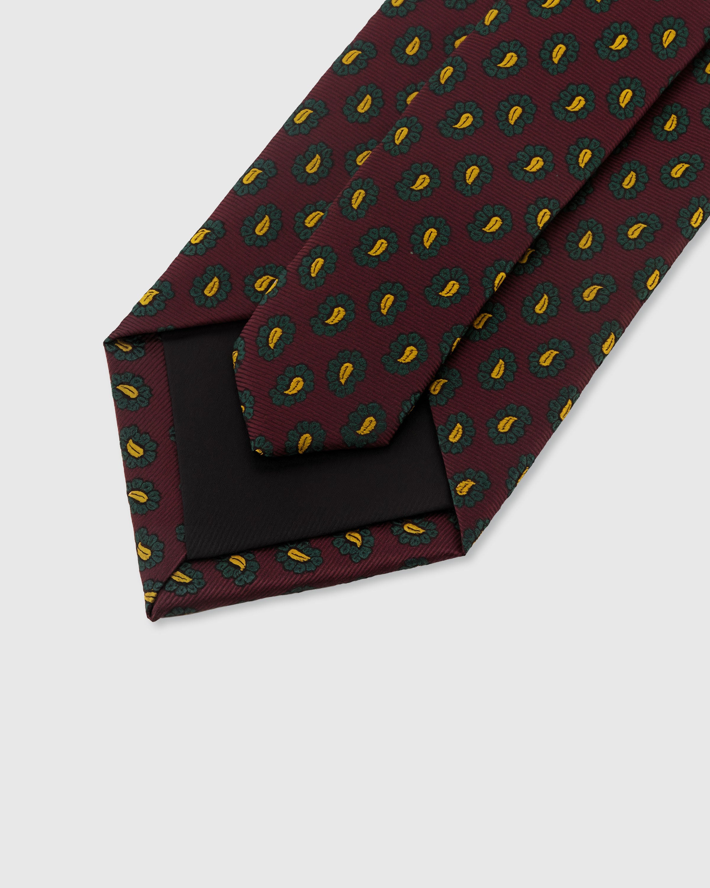 OXBLOOD PAISLEY TIE