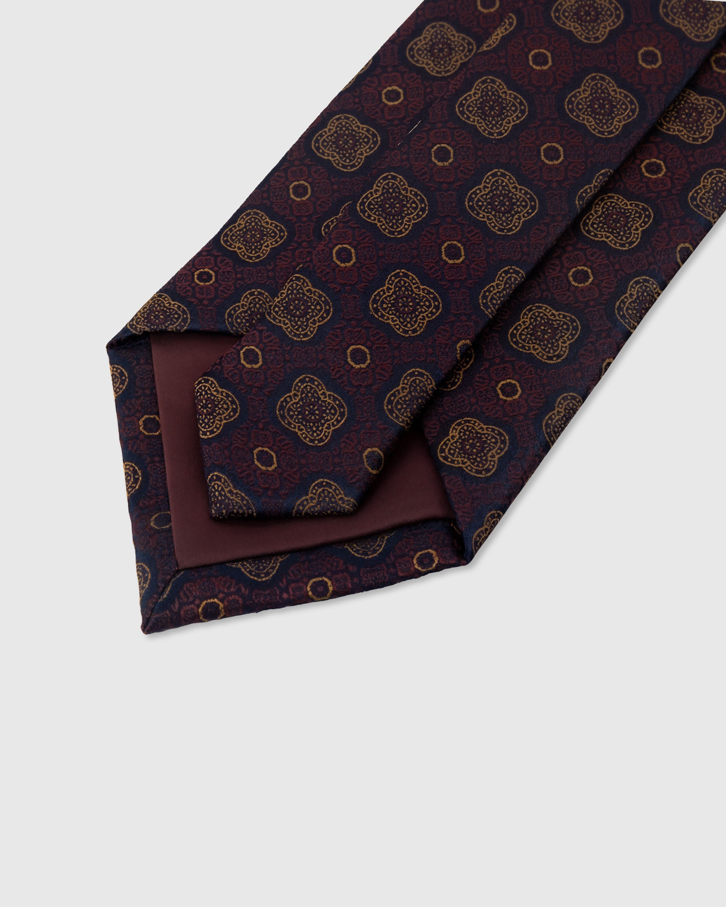 CLARET QUATREFOIL TIE