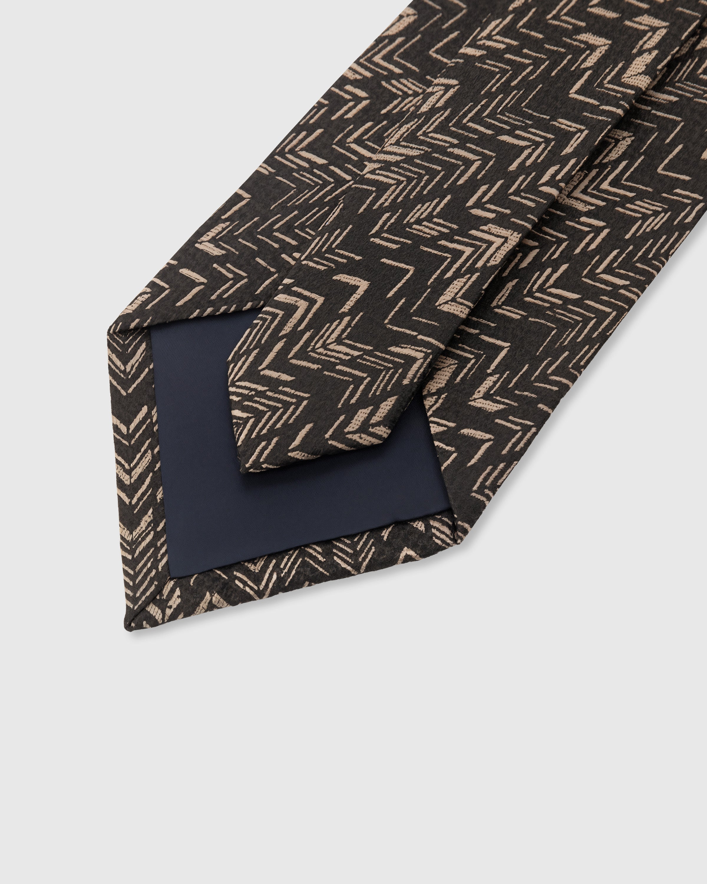 ONYX HERRINGBONE TIE