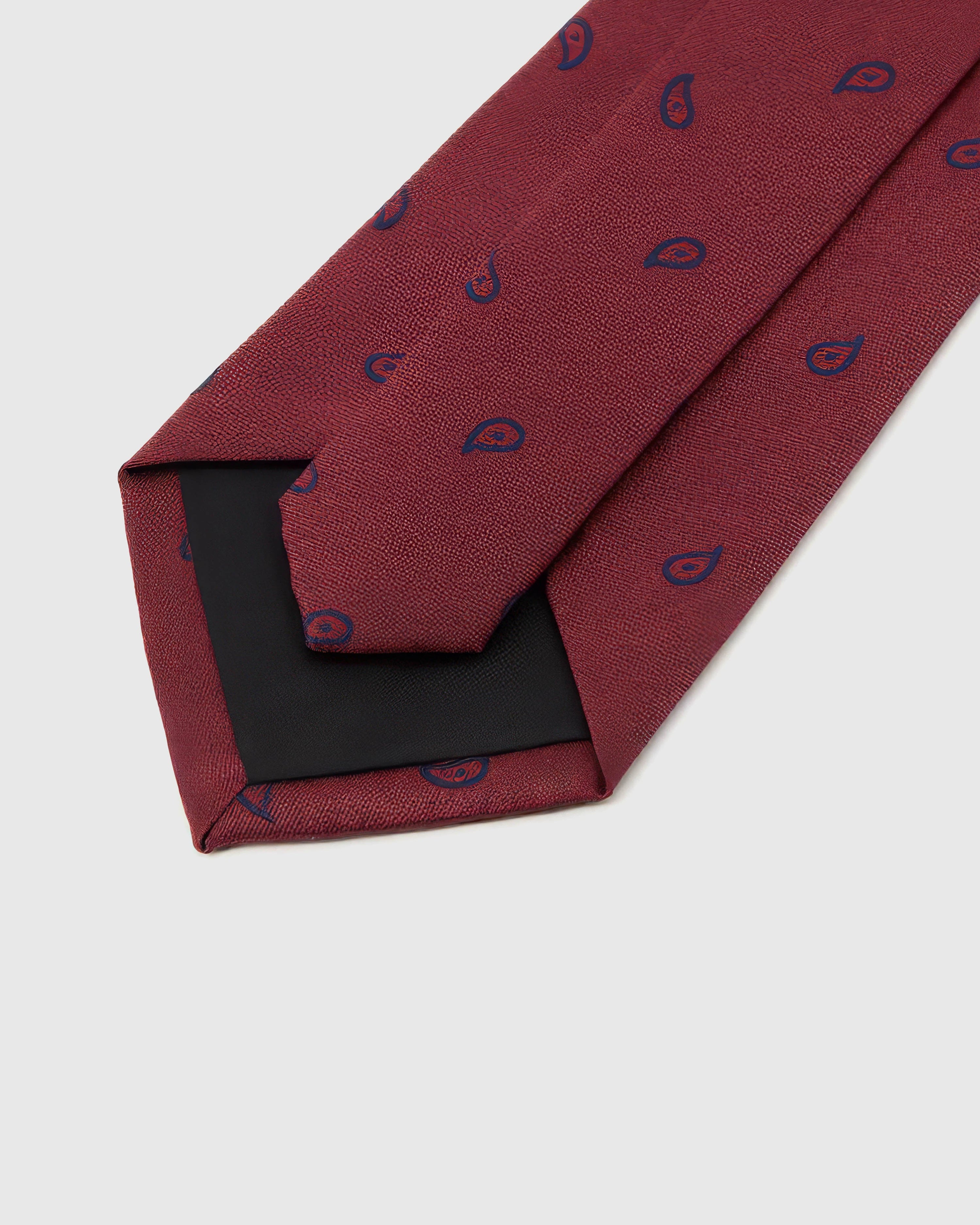 RUBY PAISLEY TIE