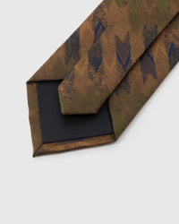 STICKYZOO Amber Brushwork Tie reverse showing structured interlining and hand-finished construction, 145 × 8 cm.
