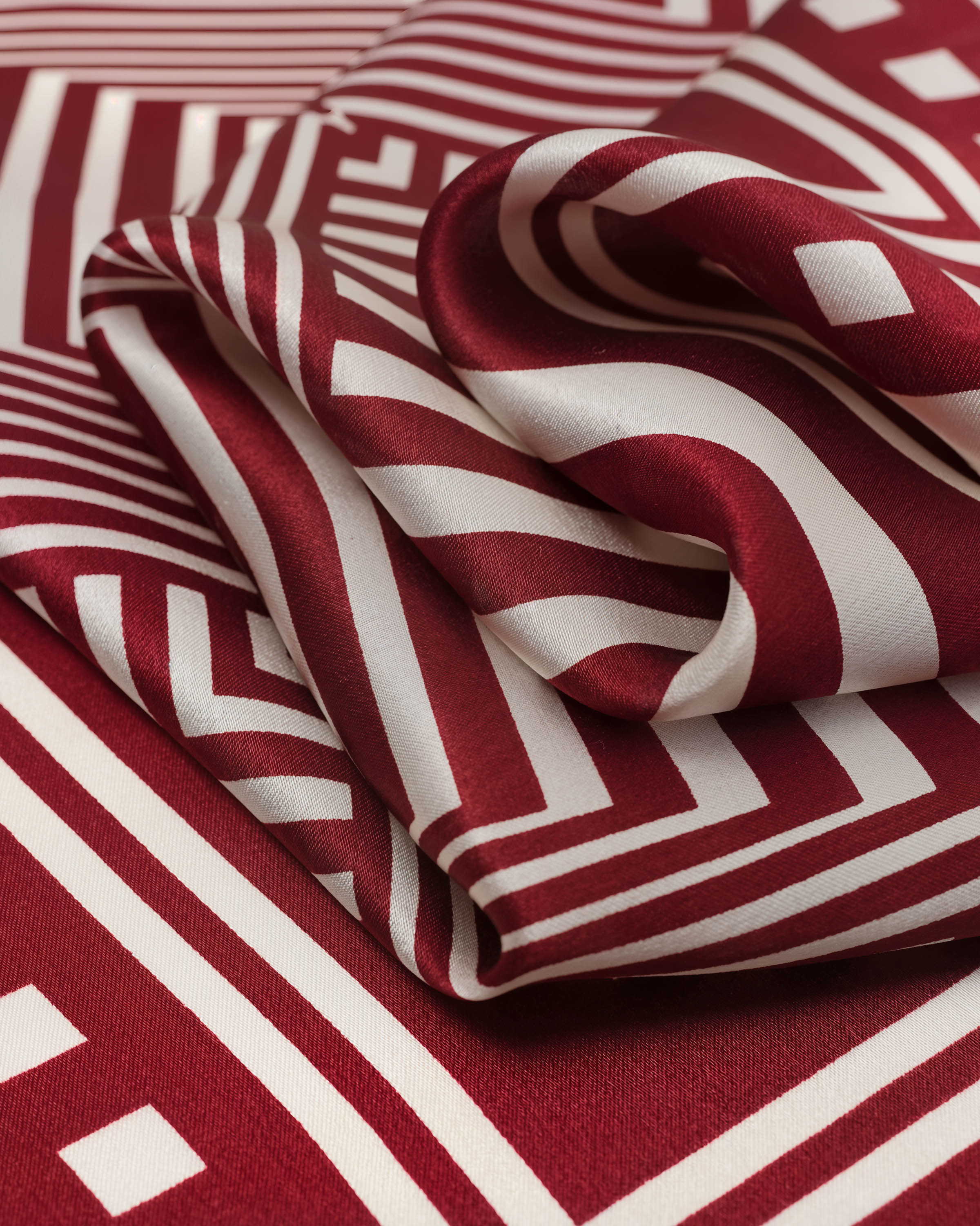 CRIMSON OP-ART SILK SCARF