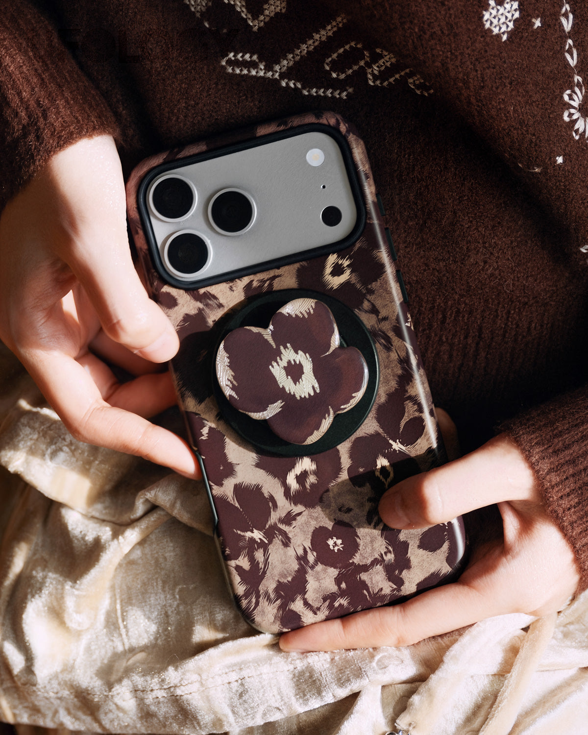 BURGUNDY POPPY PHONE CASE