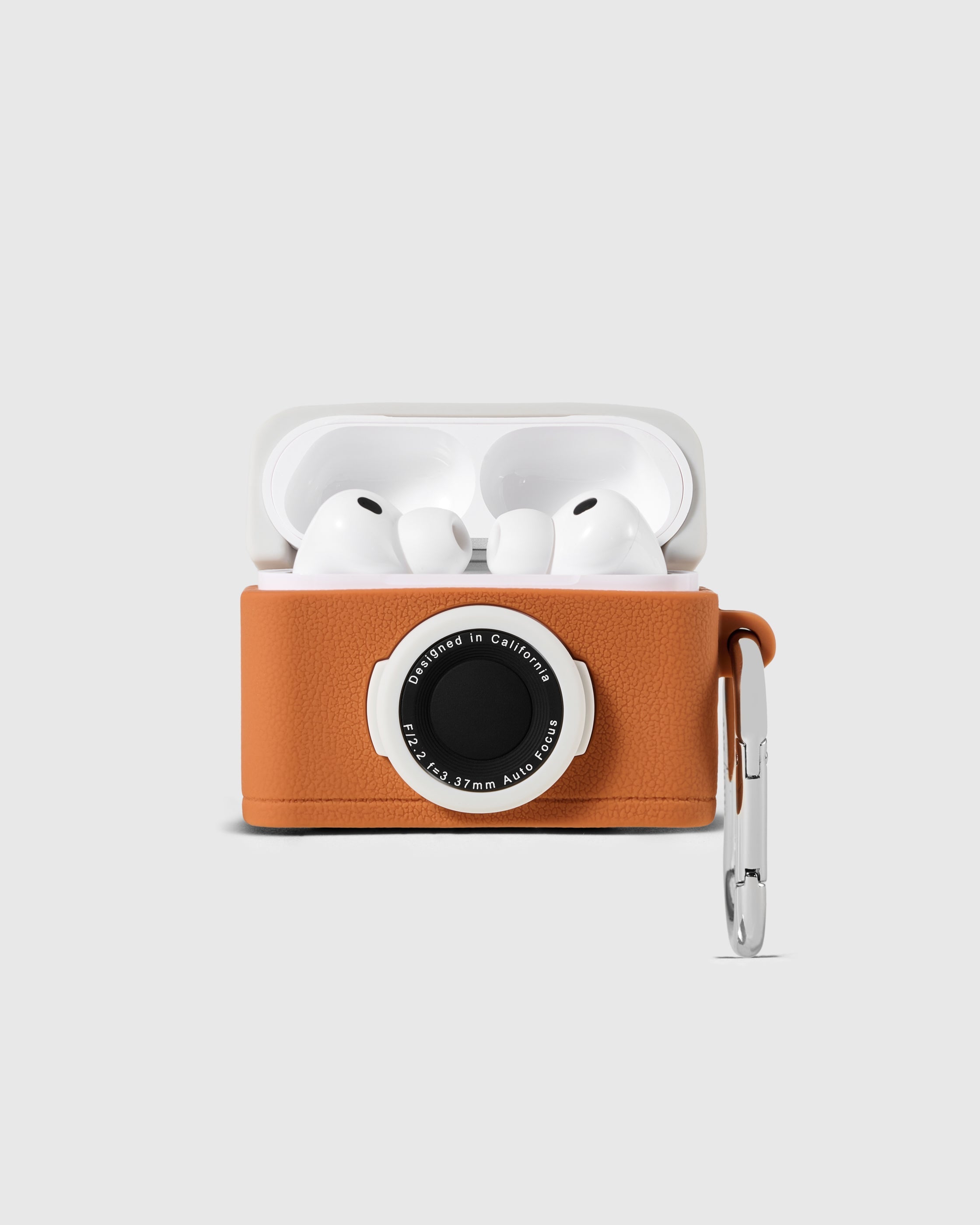 Cognac STICKYZOO Camera AirPods Case open to show the two-piece form