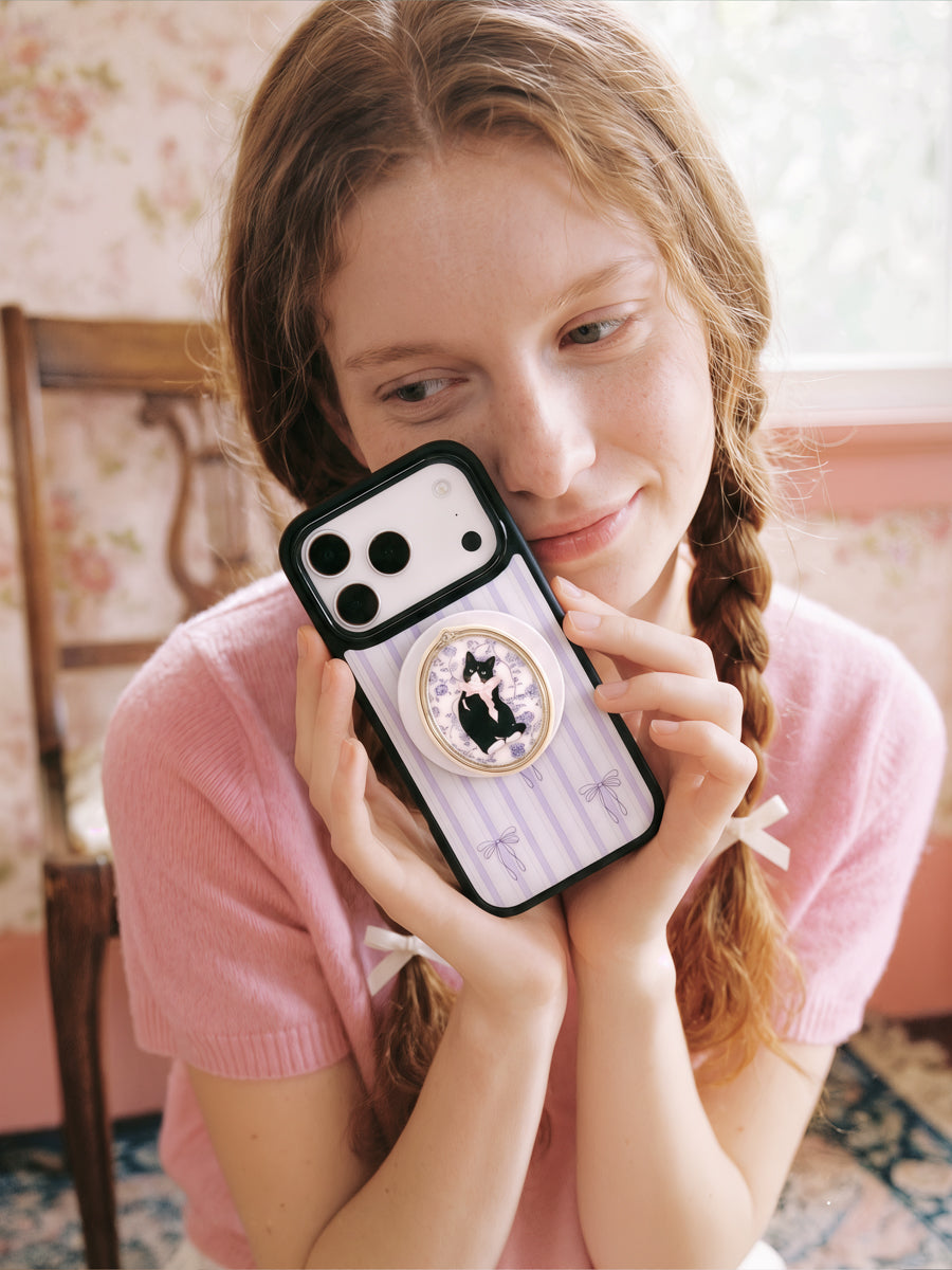 FRAMED TUXEDO CAT CASE NG TELEPONO