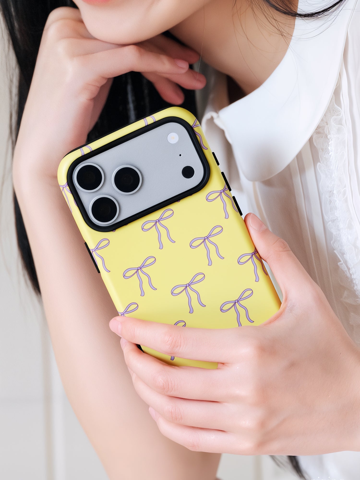 BUTTER BOW PHONE CASE