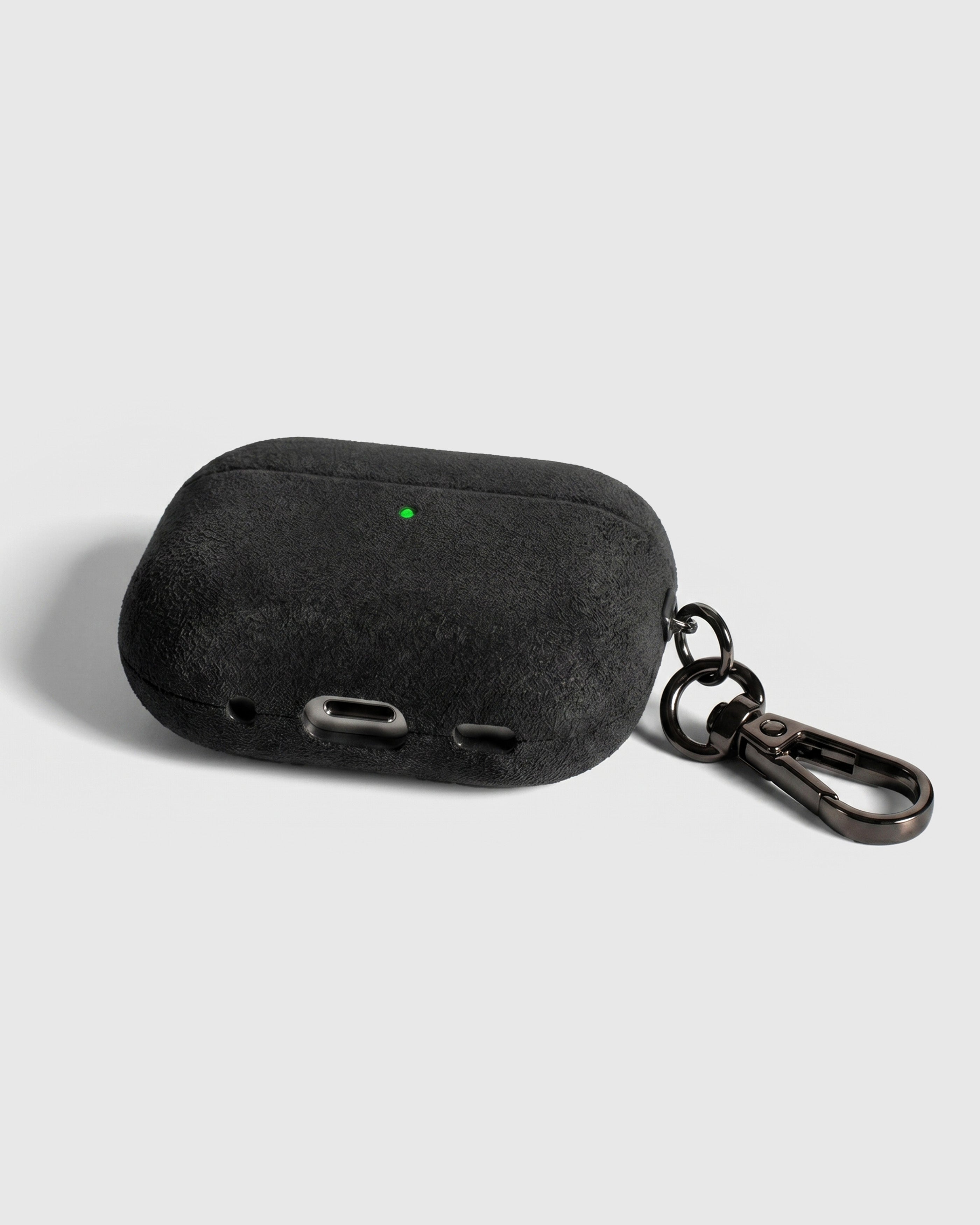 MICROFIBER SUEDE CLIP AIRPODS PRO CASE