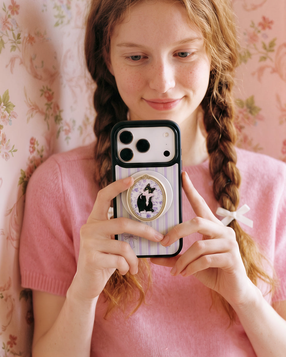 FRAMED TUXEDO CAT CASE NG TELEPONO