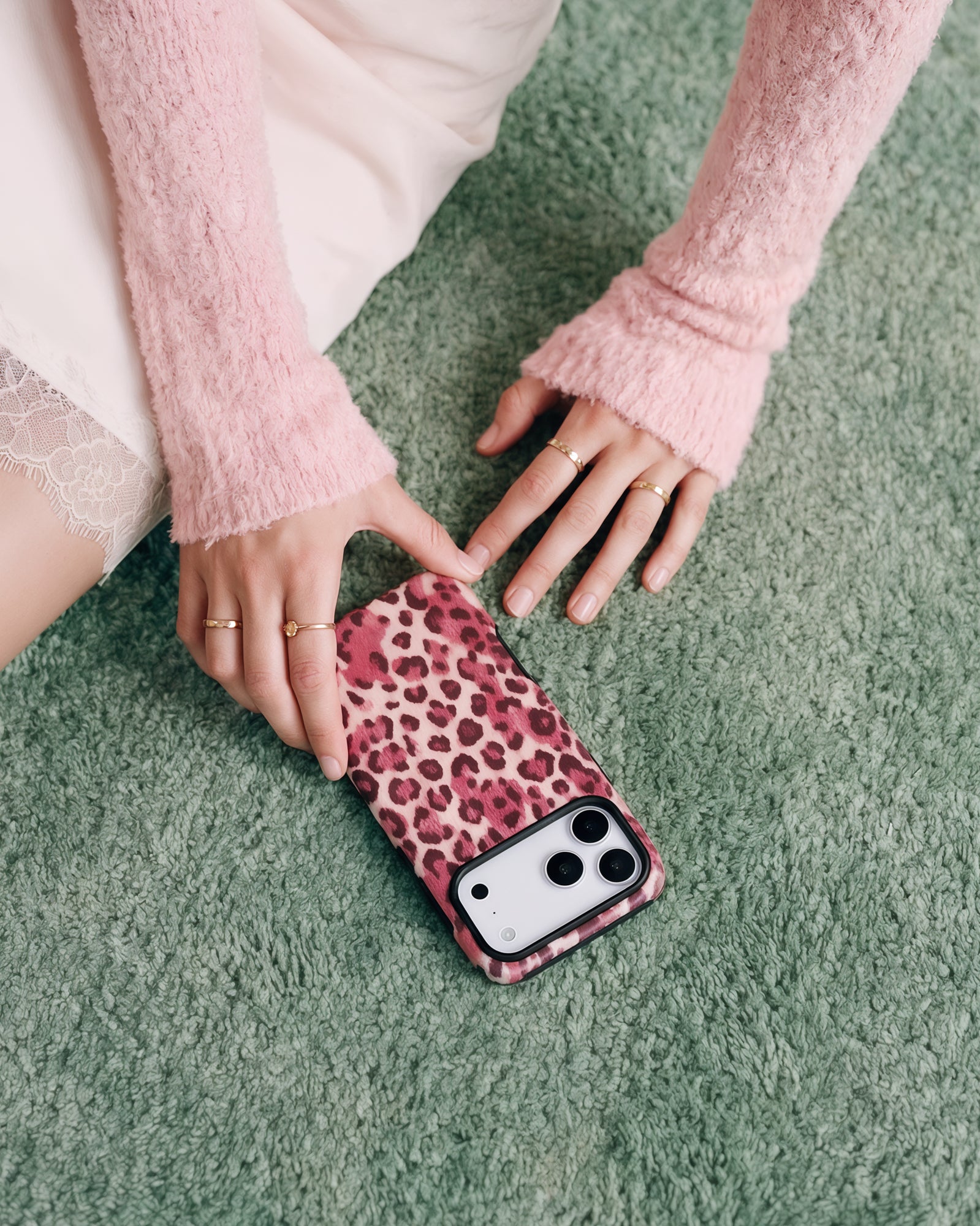 ROSÉ LEOPARD CASE NG TELEPONO