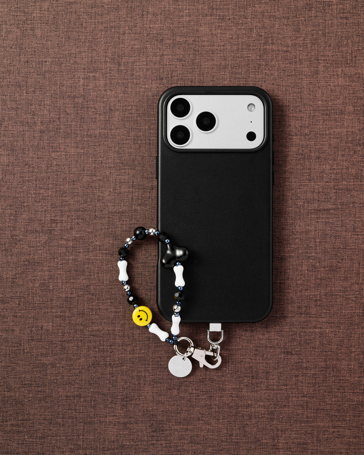 SMILEY HEART PHONE STRAP